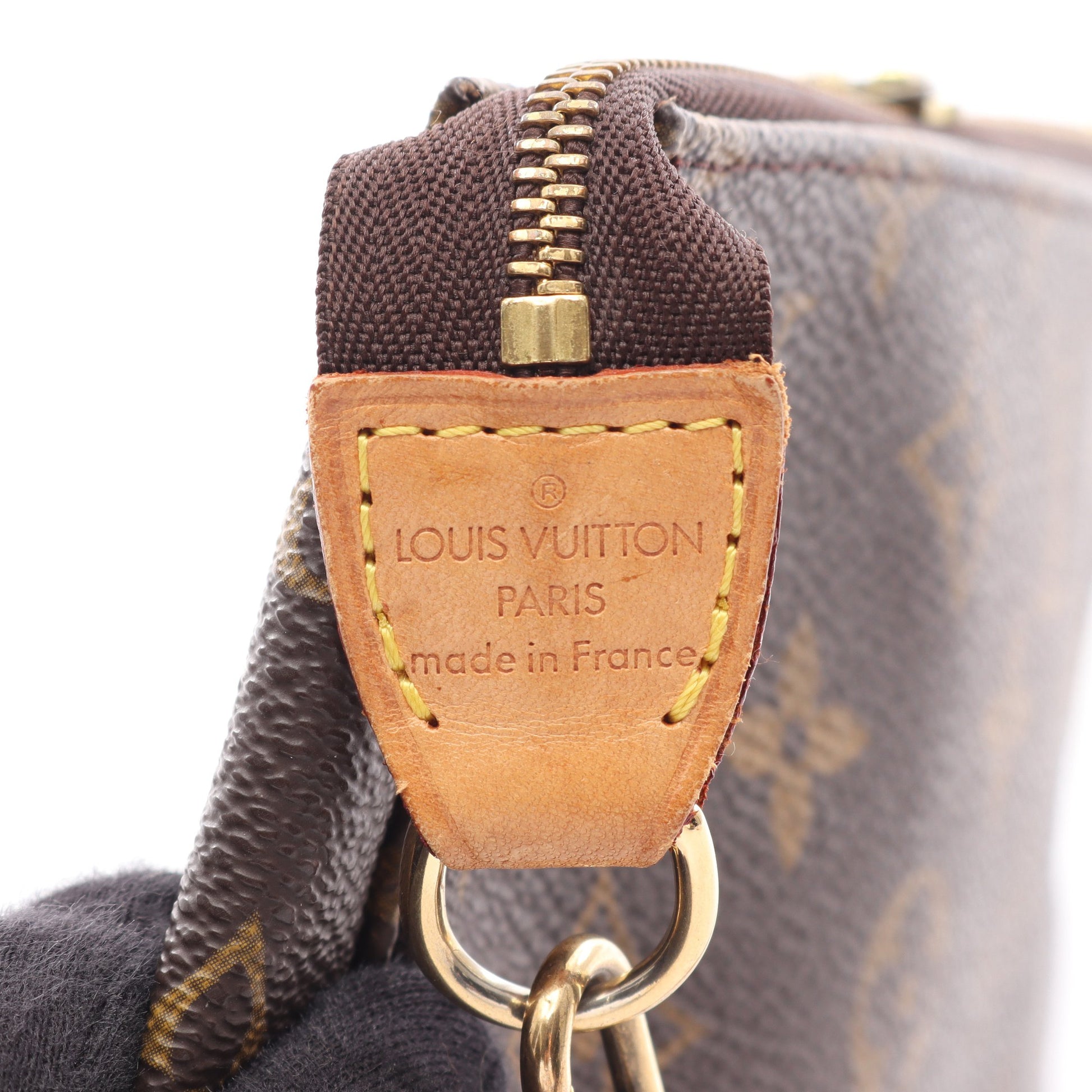ポシェットアクセソワール モノグラム ハンドバッグ PVC レザー ブラウン ルイヴィトン バッグ LOUIS VUITTON