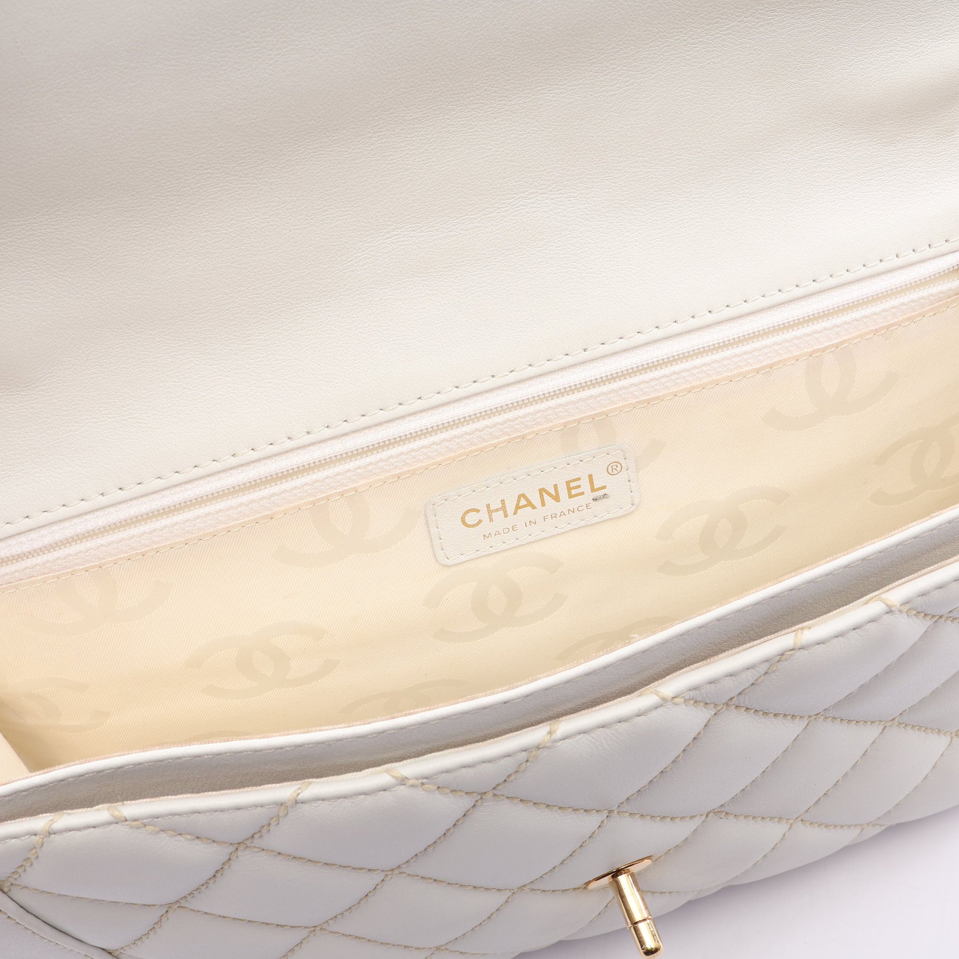 ワイルドステッチ トップハンドル ハンドバッグ レザー ホワイト ゴールド金具 シャネル バッグ CHANEL