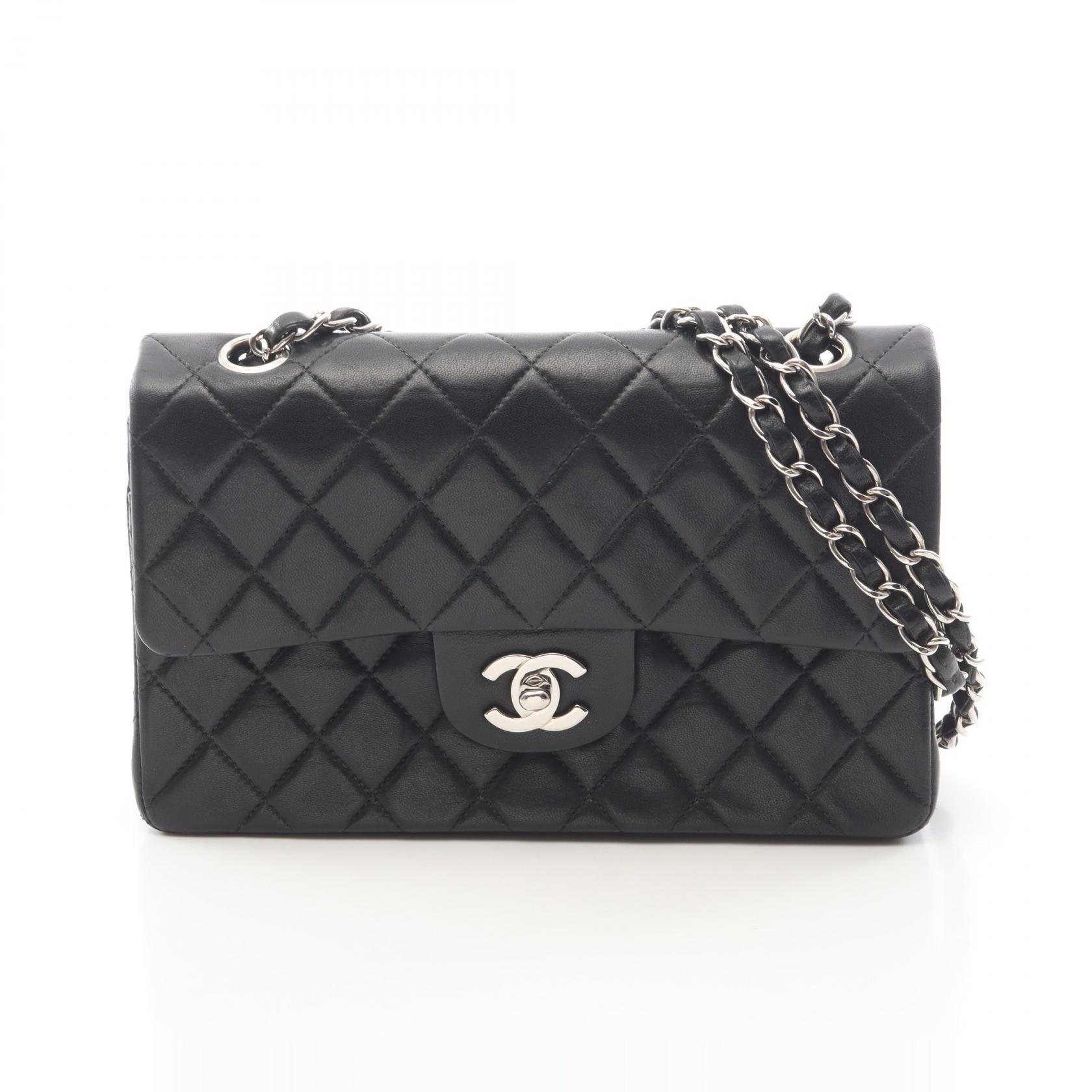マトラッセ Wフラップ Wチェーンショルダーバッグ ラムスキン ブラック シルバー金具 シャネル バッグ CHANEL