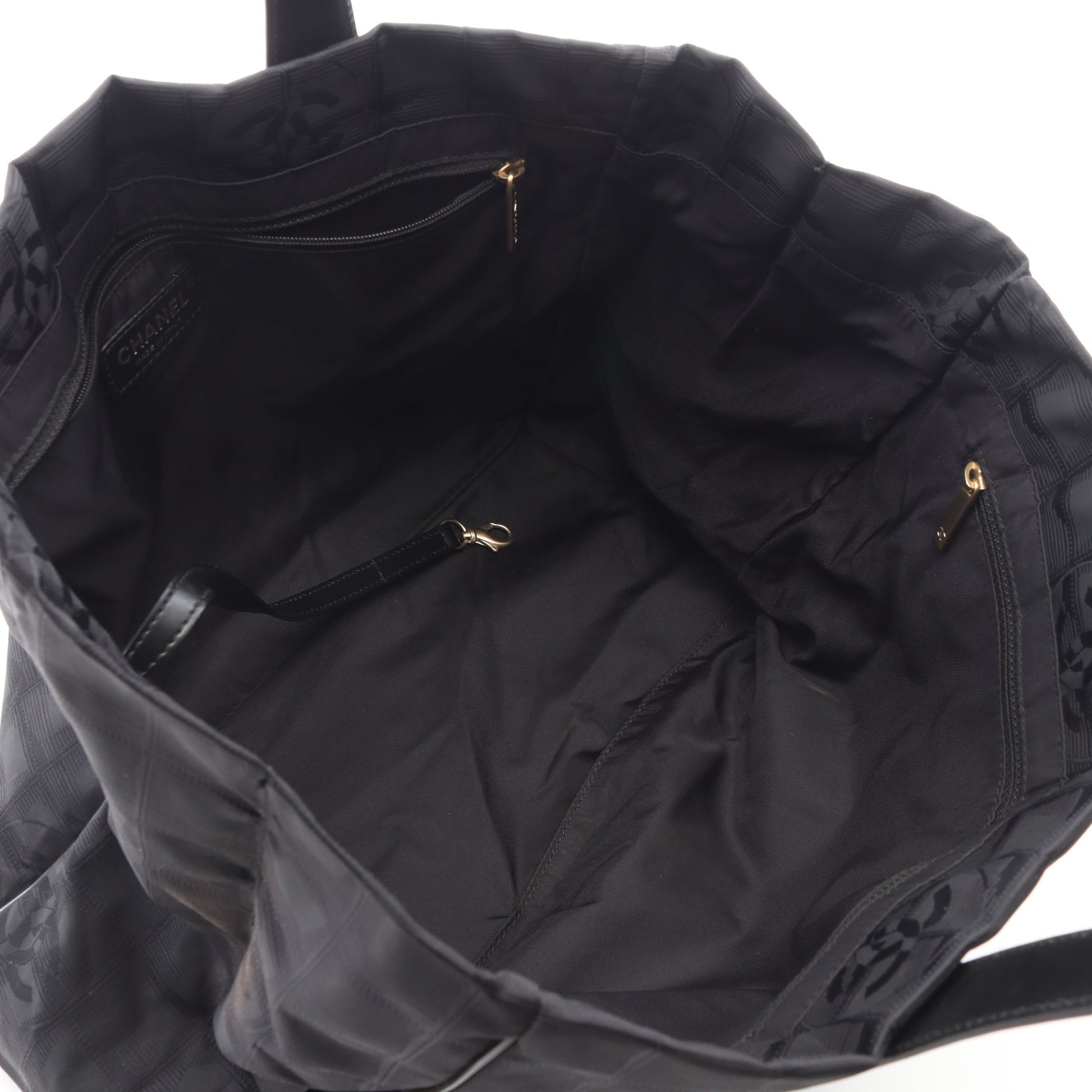 ニュートラベルラインMM ハンドバッグ トートバッグ ナイロンキャンバス レザー ブラック ゴールド金具 シャネル バッグ CHANEL