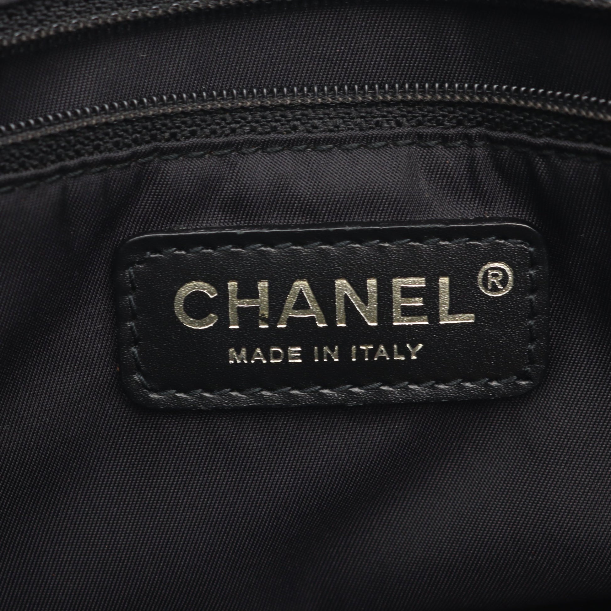 ニュートラベルラインMM ハンドバッグ トートバッグ ナイロンキャンバス レザー ブラック ゴールド金具 シャネル バッグ CHANEL
