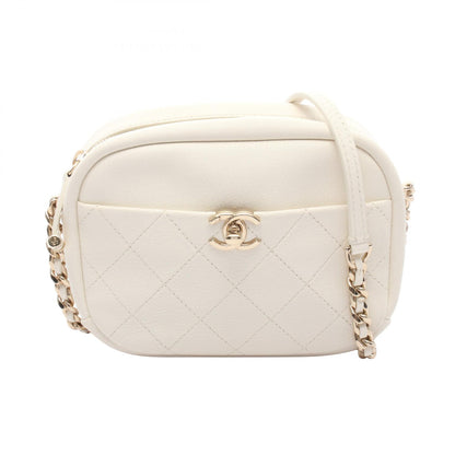 マトラッセ カメラバッグ チェーンショルダーバッグ レザー オフホワイト ゴールド金具 シャネル バッグ CHANEL