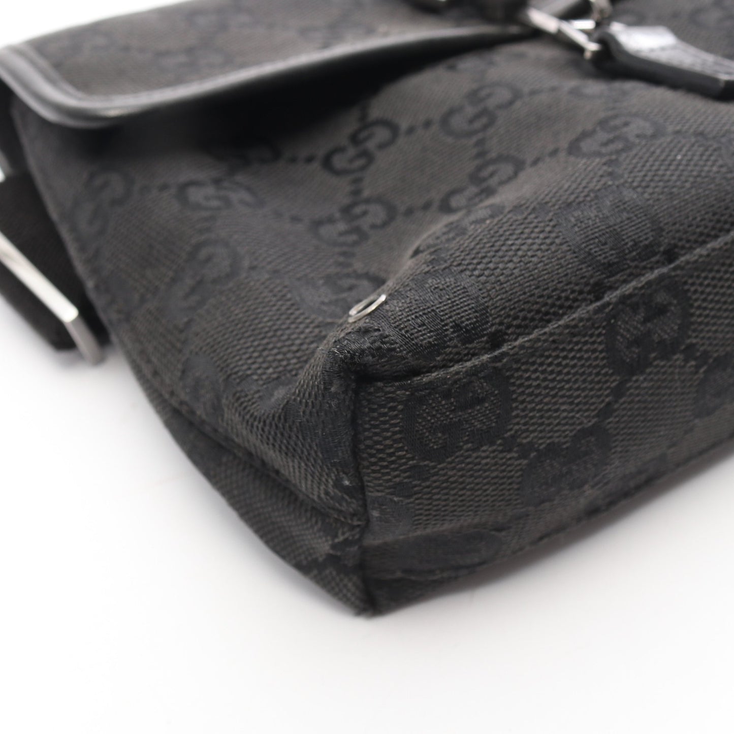 GGキャンバス ボディバッグ ウエストバッグ キャンバス レザー ブラック グッチ バッグ GUCCI