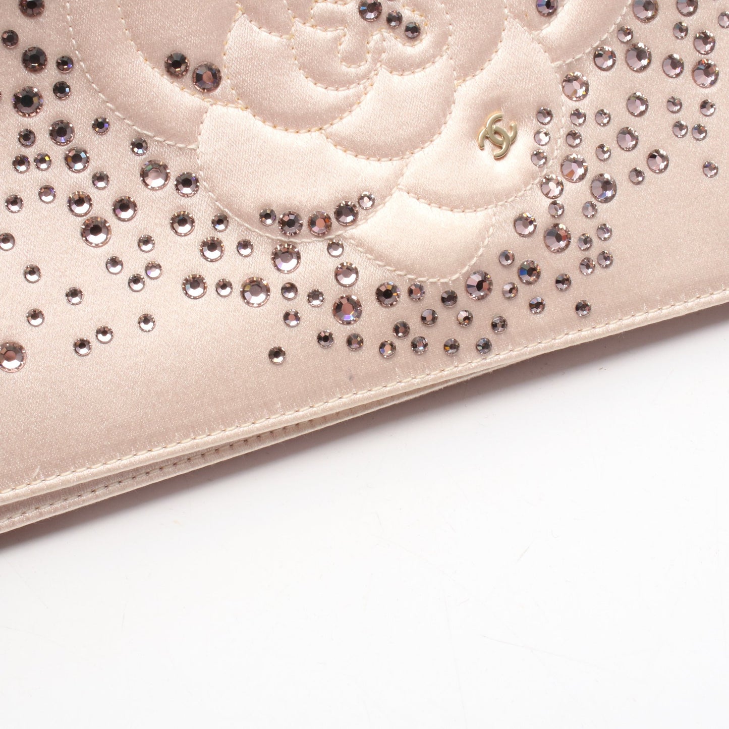 カメリア ココマーク チェーンショルダーバッグ サテン ライトピンク ゴールド金具 シャネル バッグ CHANEL