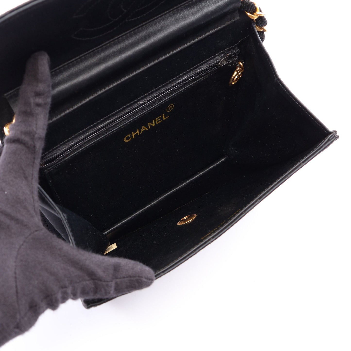 マトラッセ チェーンショルダーバッグ サテン ブラック ゴールド金具 ヴィンテージ シャネル