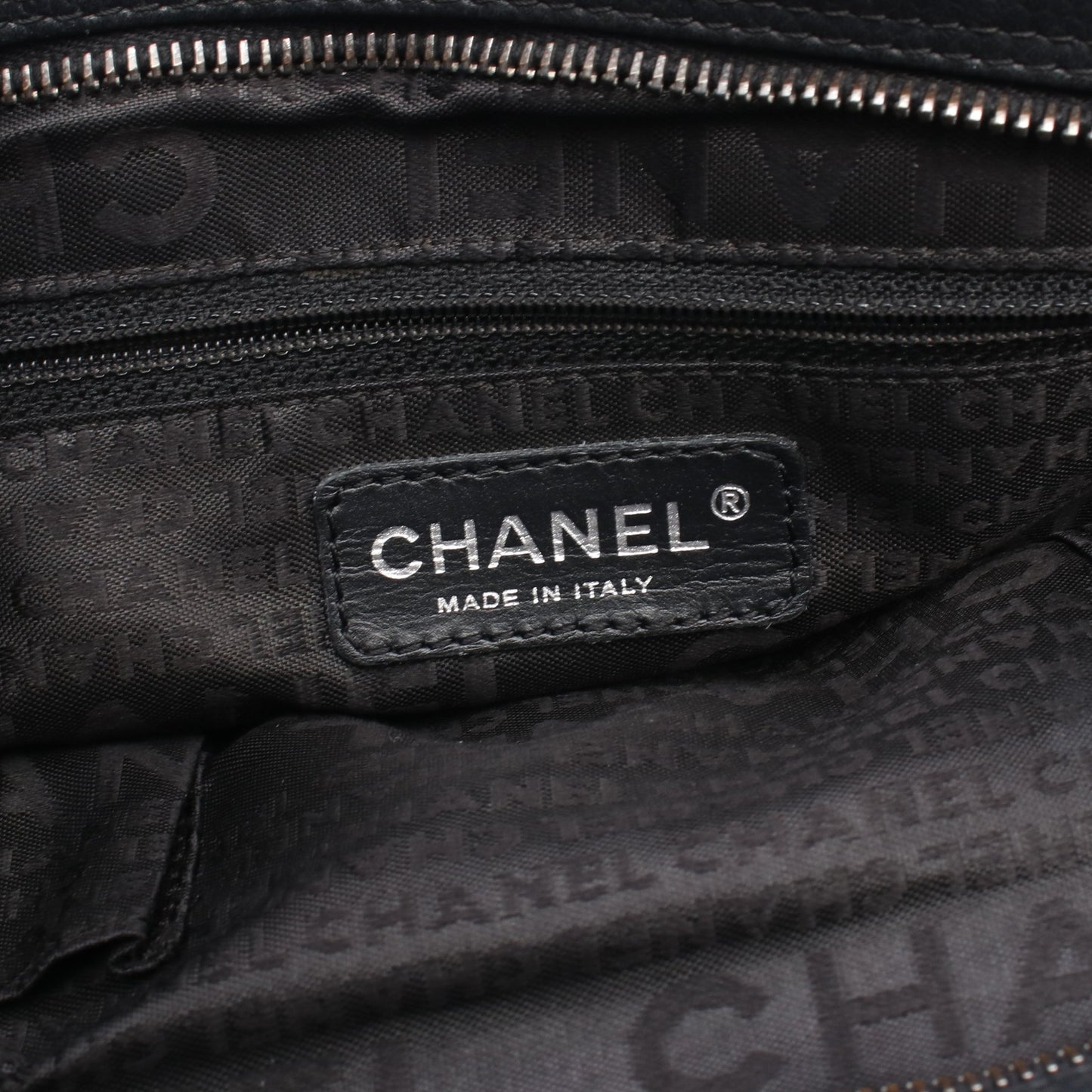 チョコバー ハンドバッグ ミニボストンバッグ ソフトキャビアスキン ブラック シルバー金具 シャネル バッグ CHANEL