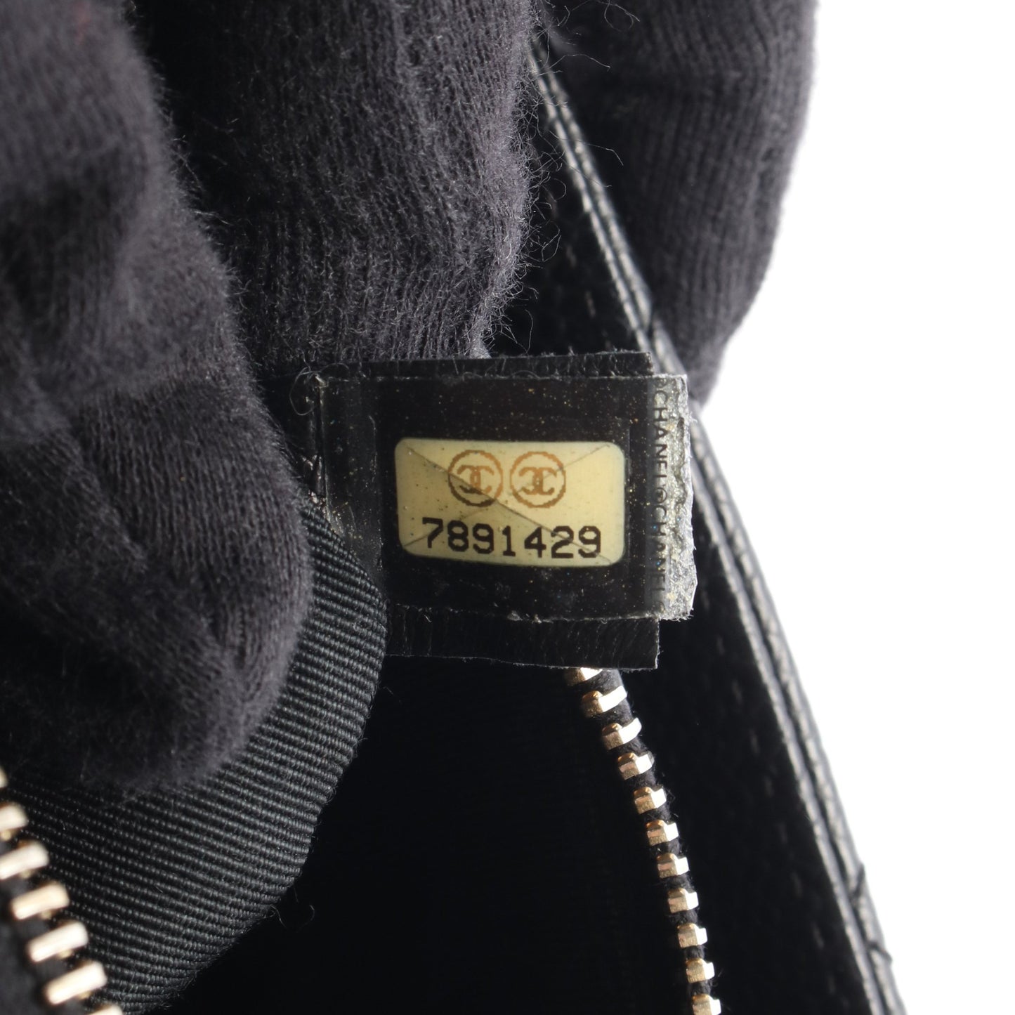 マトラッセ チェーンショルダーバッグ キャビアスキン ブラック ゴールド金具 シャネル バッグ CHANEL