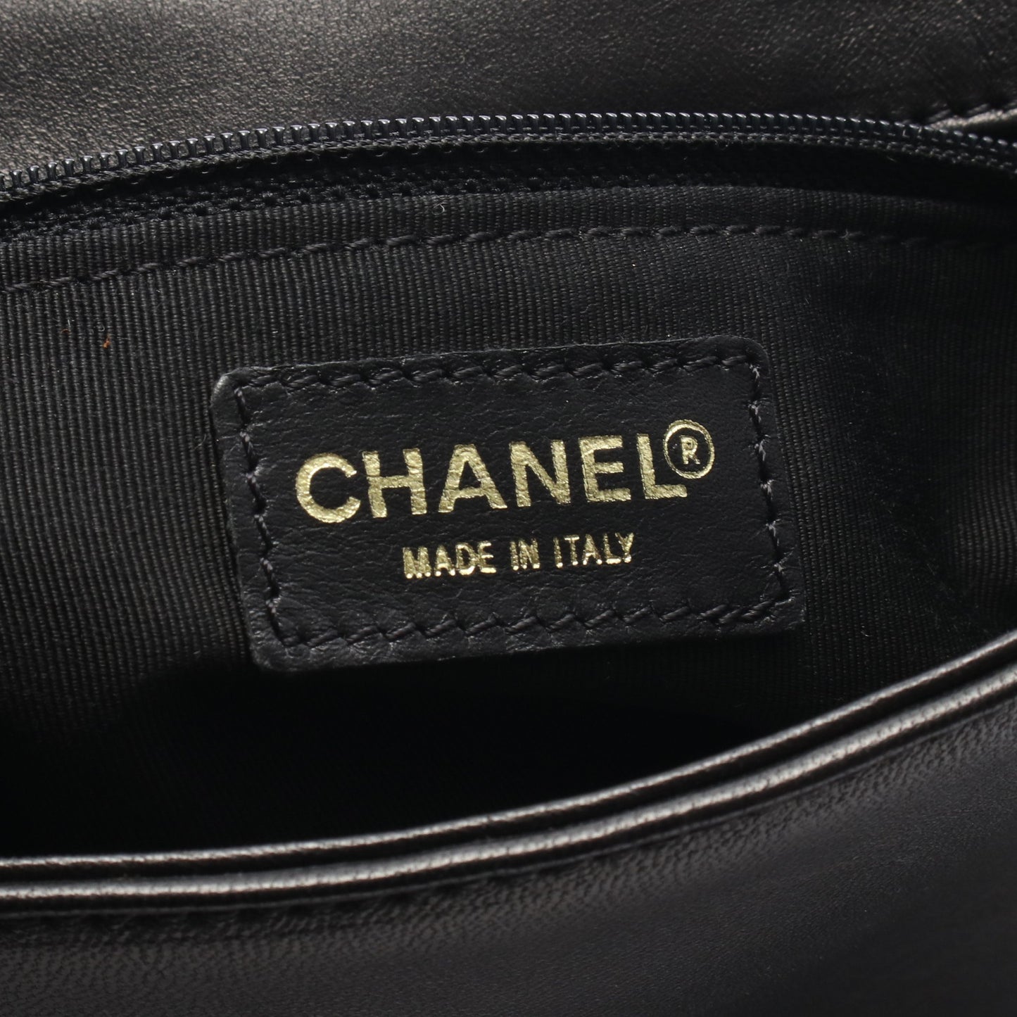チョコバー ココマーク ショルダーバッグ ラムスキン ブラック ゴールド金具 シャネル