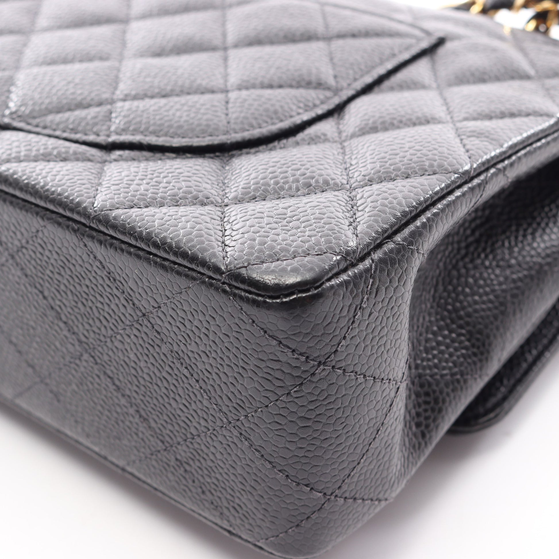 マトラッセ Wフラップ Wチェーンショルダーバッグ キャビアスキン ブラック ゴールド金具 シャネル バッグ CHANEL