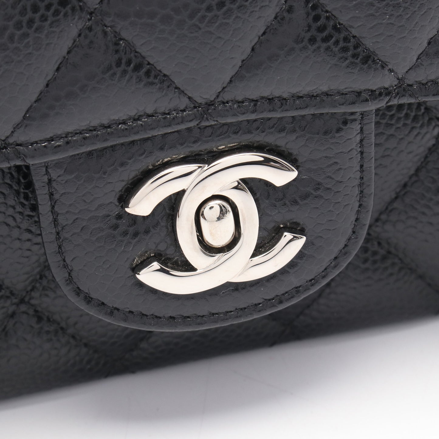 マトラッセ Wフラップ Wチェーンショルダーバッグ キャビアスキン ブラック シルバー金具 シャネル バッグ CHANEL