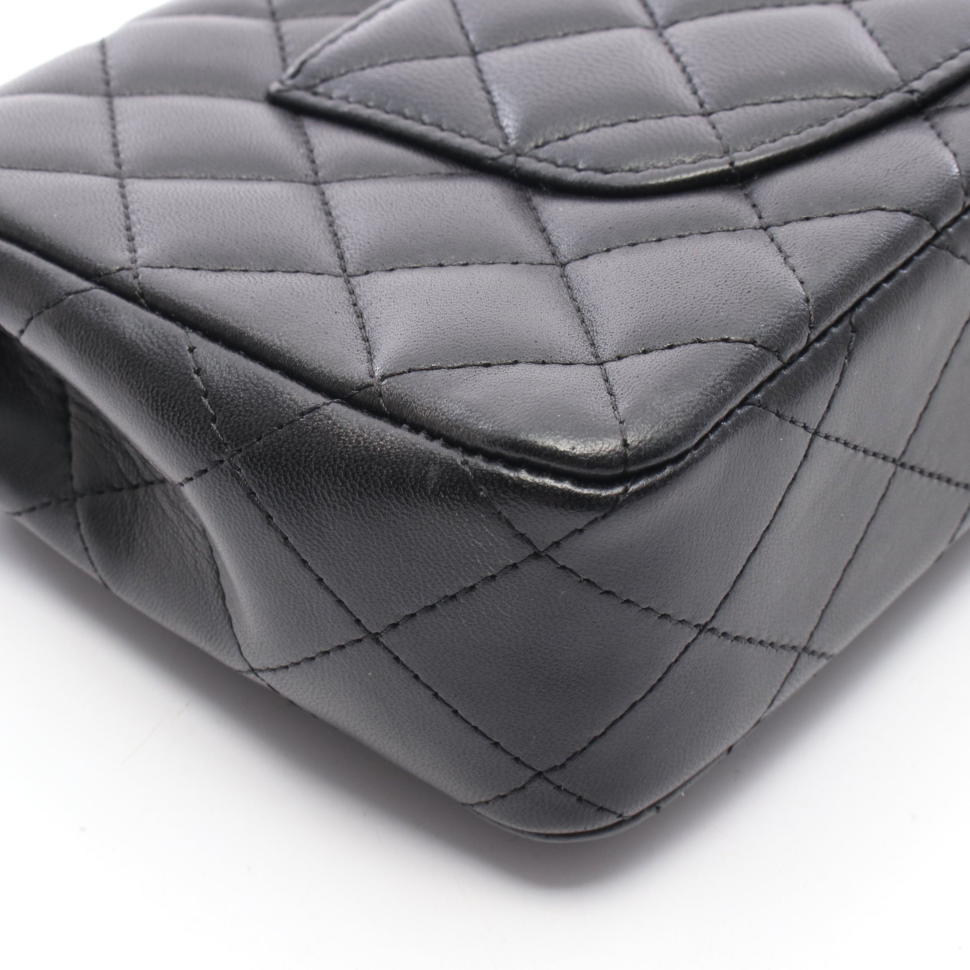 マトラッセ イーストウエスト チェーンショルダーバッグ ラムスキン ブラック シルバー金具 シャネル バッグ CHANEL