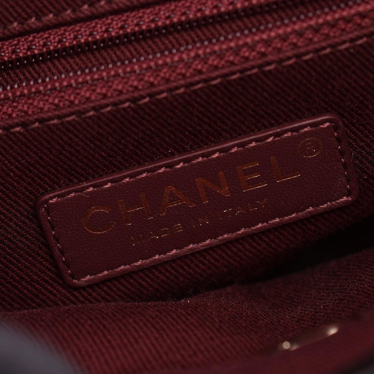 Vステッチ バックパック リュックサック ラムスキン ブラック ゴールド金具 シャネル バッグ CHANEL