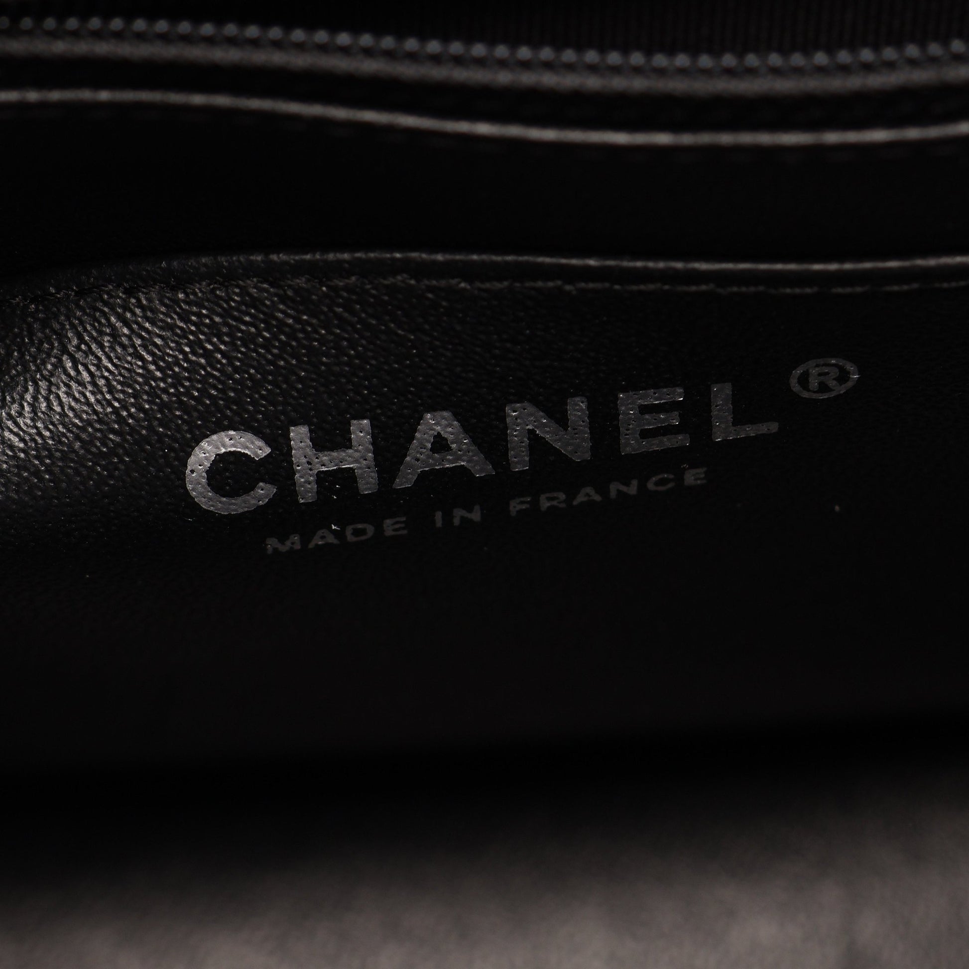シェブロン Vステッチ ミニ ブラック金具 チェーンショルダーバッグ ラムスキン ブラック シャネル バッグ CHANEL