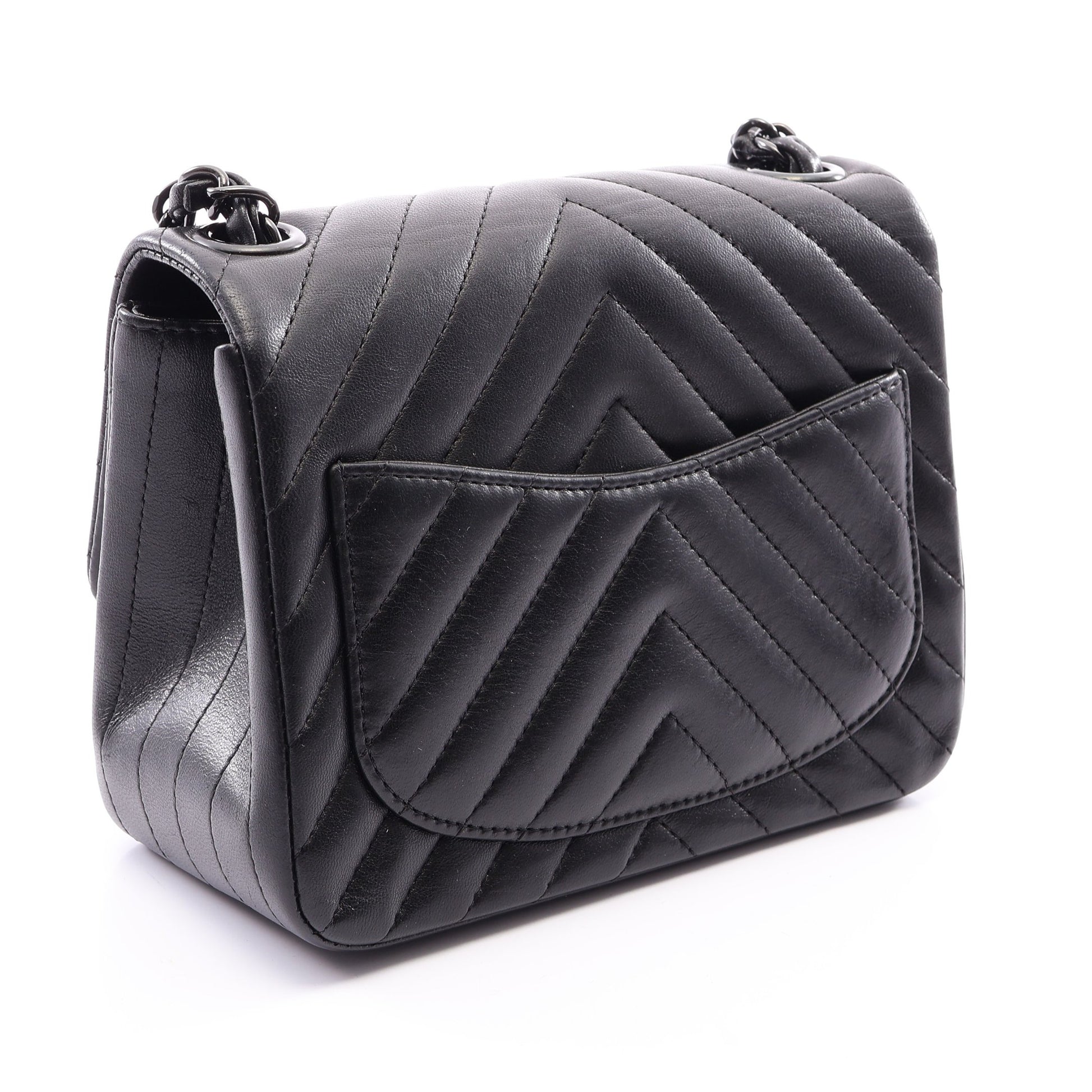 シェブロン Vステッチ ミニ ブラック金具 チェーンショルダーバッグ ラムスキン ブラック シャネル バッグ CHANEL