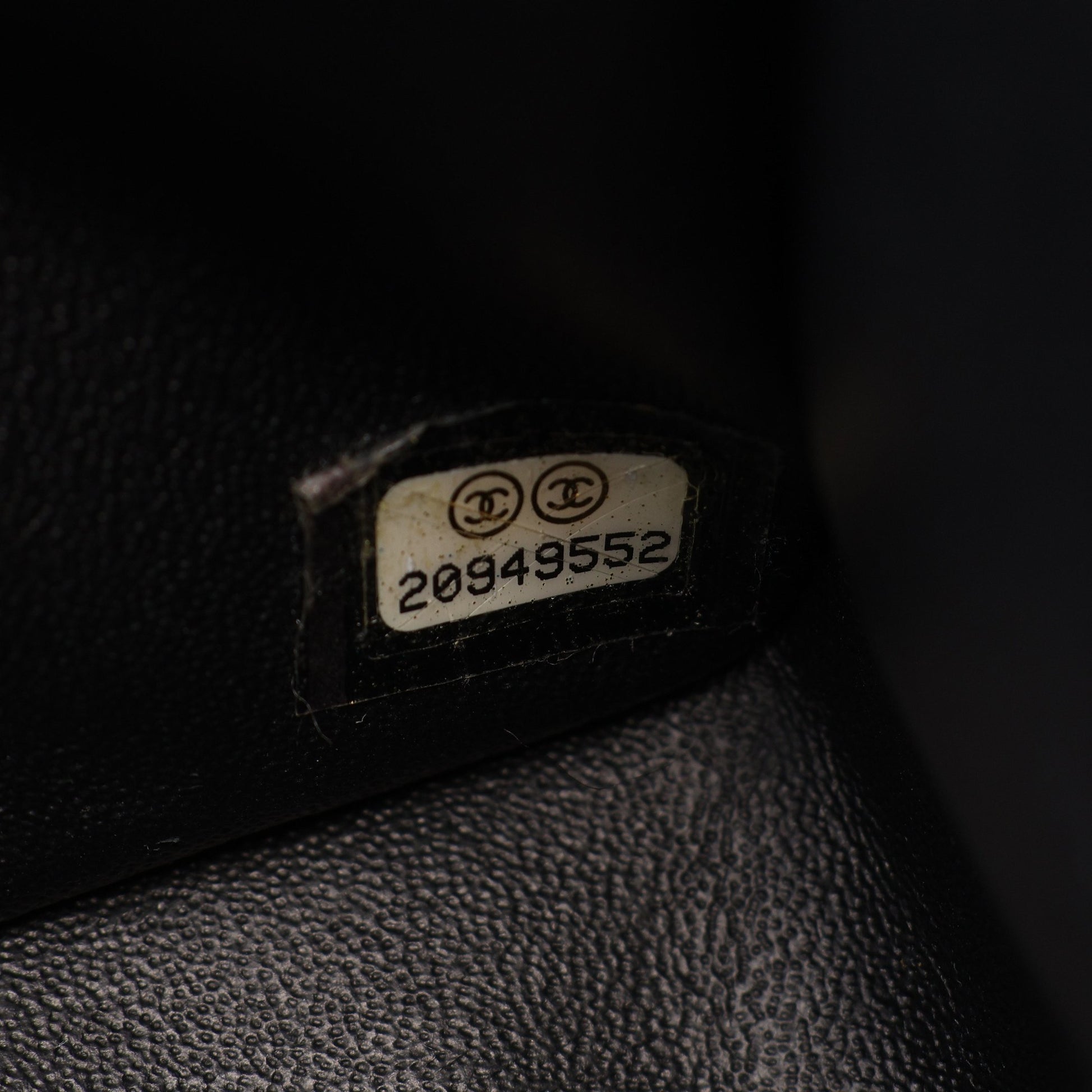 シェブロン Vステッチ ミニ ブラック金具 チェーンショルダーバッグ ラムスキン ブラック シャネル バッグ CHANEL