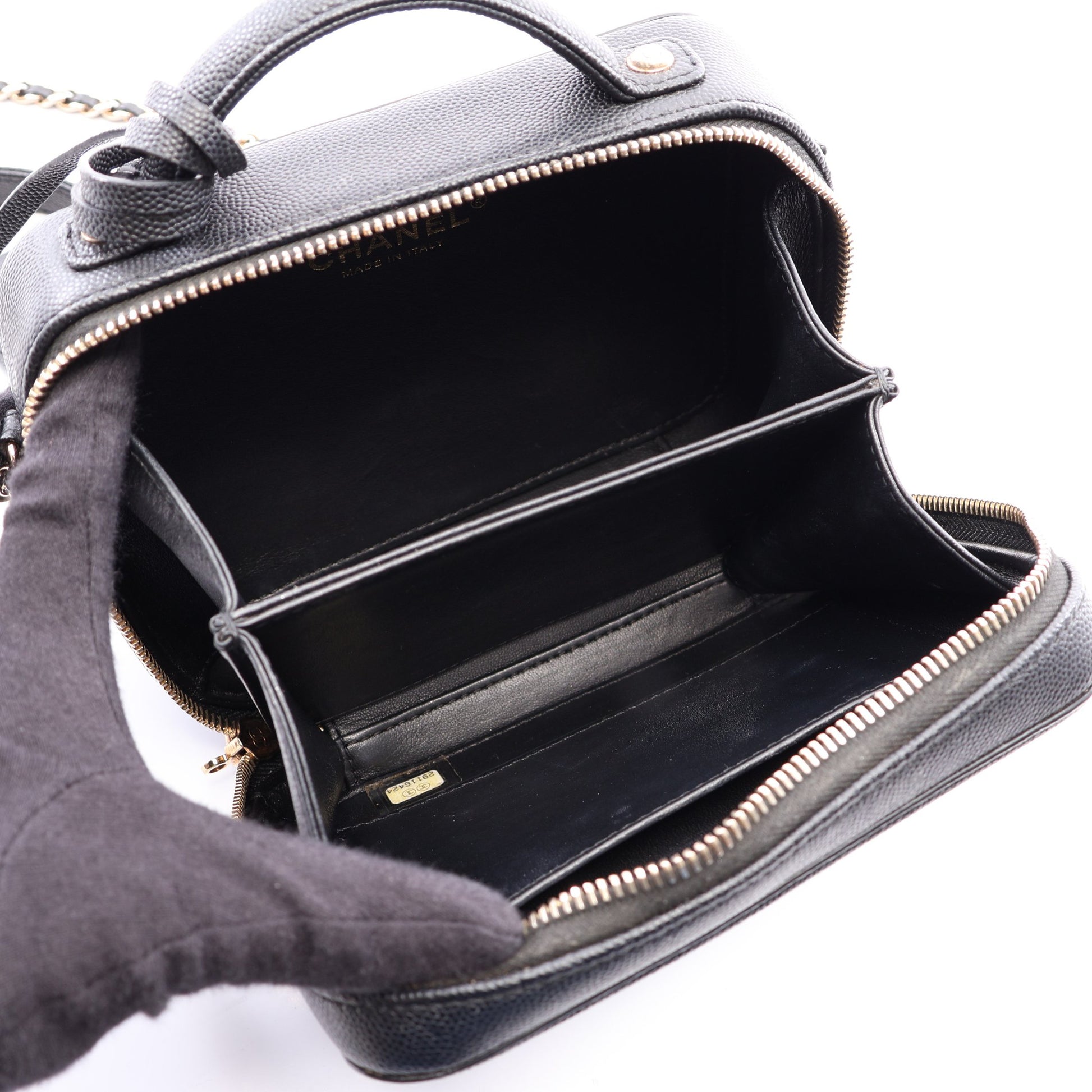 CCフィグリー スモール バニティバッグ 2WAY チェーンショルダーバッグ キャビアスキン ブラック ゴールド金具 シャネル バッグ CHANEL