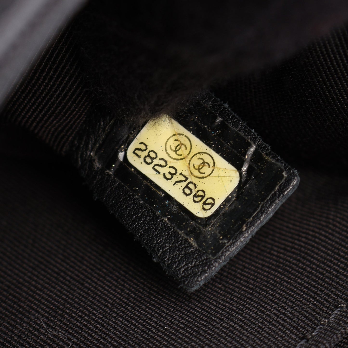 ボーイシャネル スモール チェーンショルダーバッグ キャビアスキン ブラック ゴールド金具 シャネル バッグ CHANEL