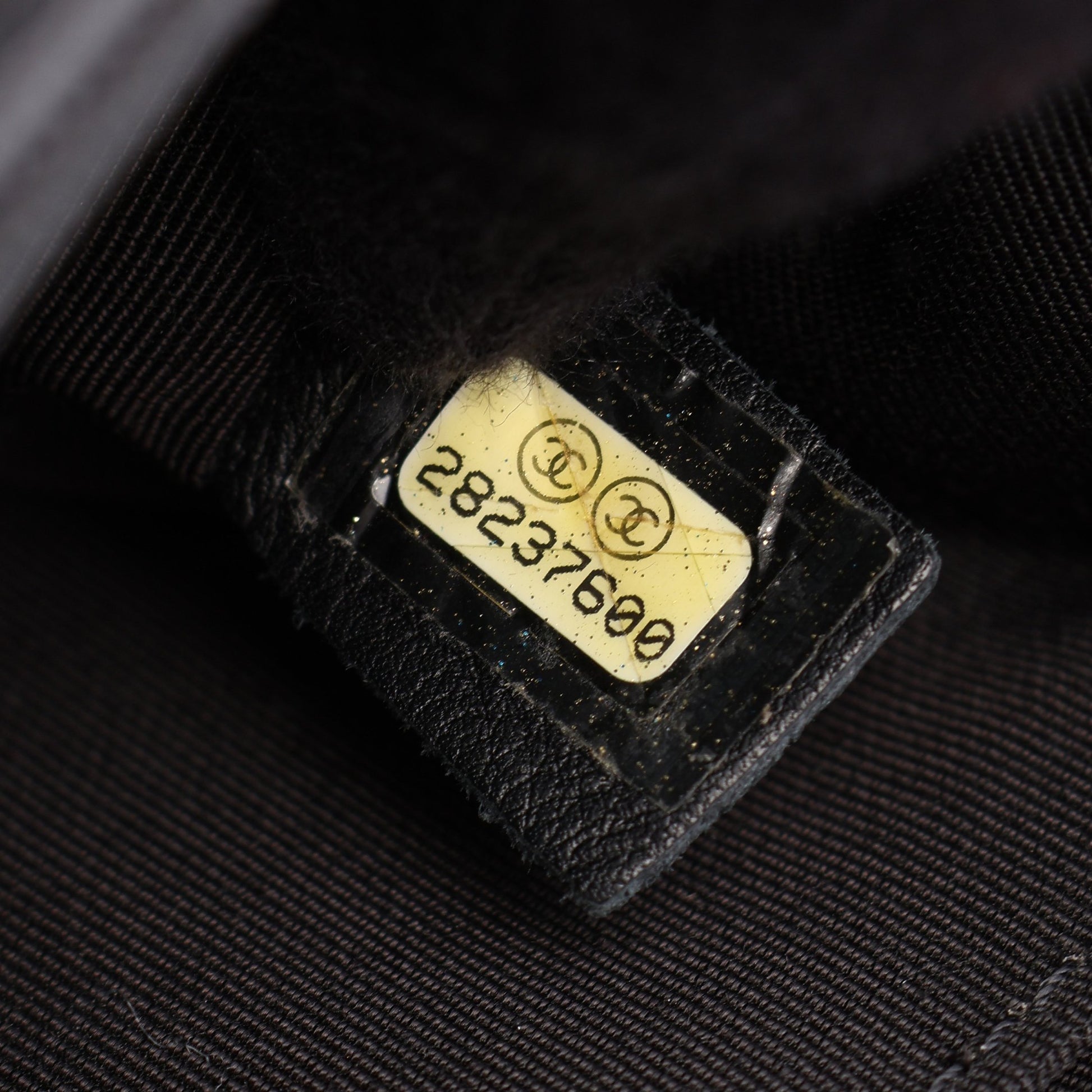 ボーイシャネル スモール チェーンショルダーバッグ キャビアスキン ブラック ゴールド金具 シャネル バッグ CHANEL