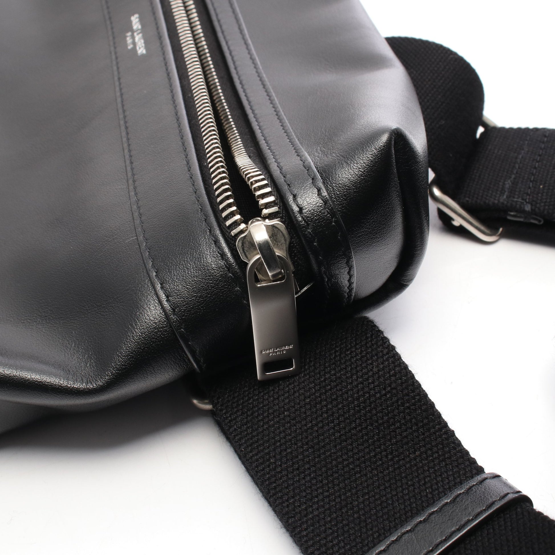 SAC CITY ボディバッグ ウエストバッグ レザー ブラック サンローランパリ バッグ SAINT LAURENT PARIS
