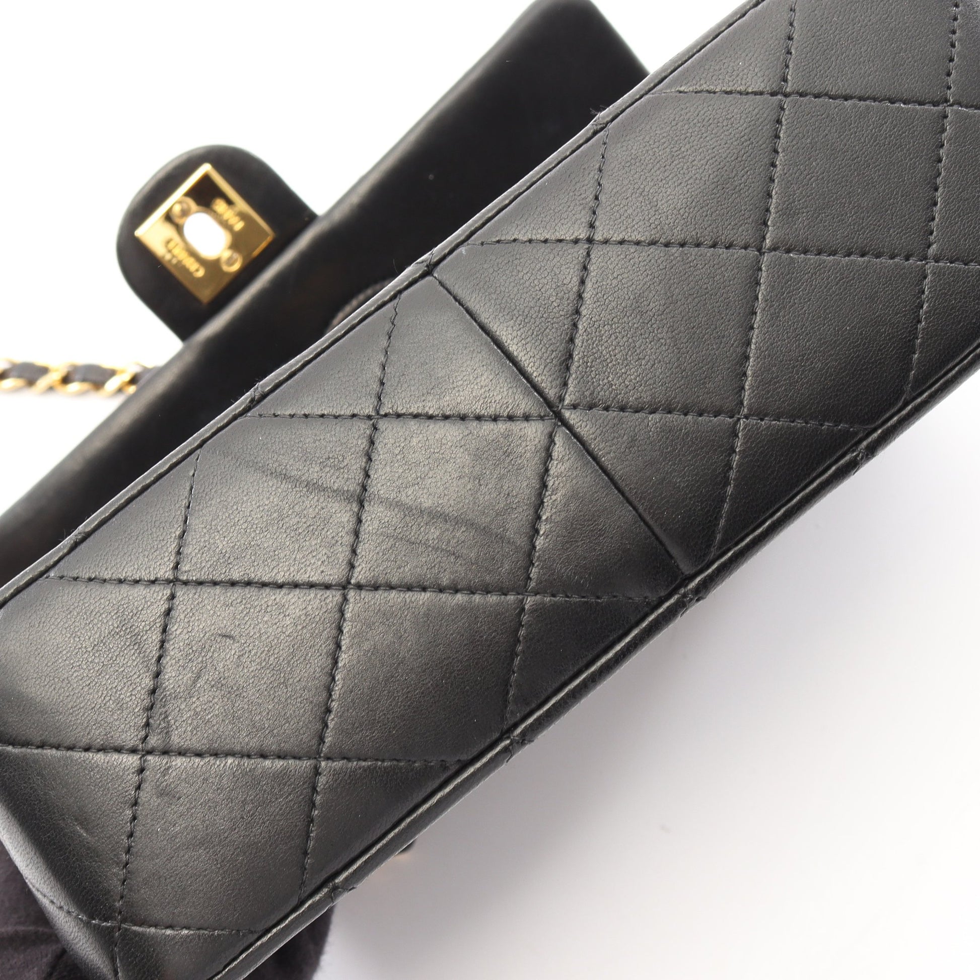 マトラッセ チェーンショルダーバッグ ラムスキン ブラック ゴールド金具 ヴィンテージ シャネル バッグ CHANEL