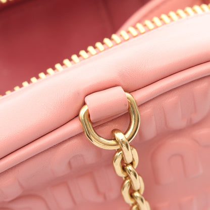 エンボスロゴ チェーンショルダーバッグ レザー ピンク ミュウミュウ バッグ miu miu