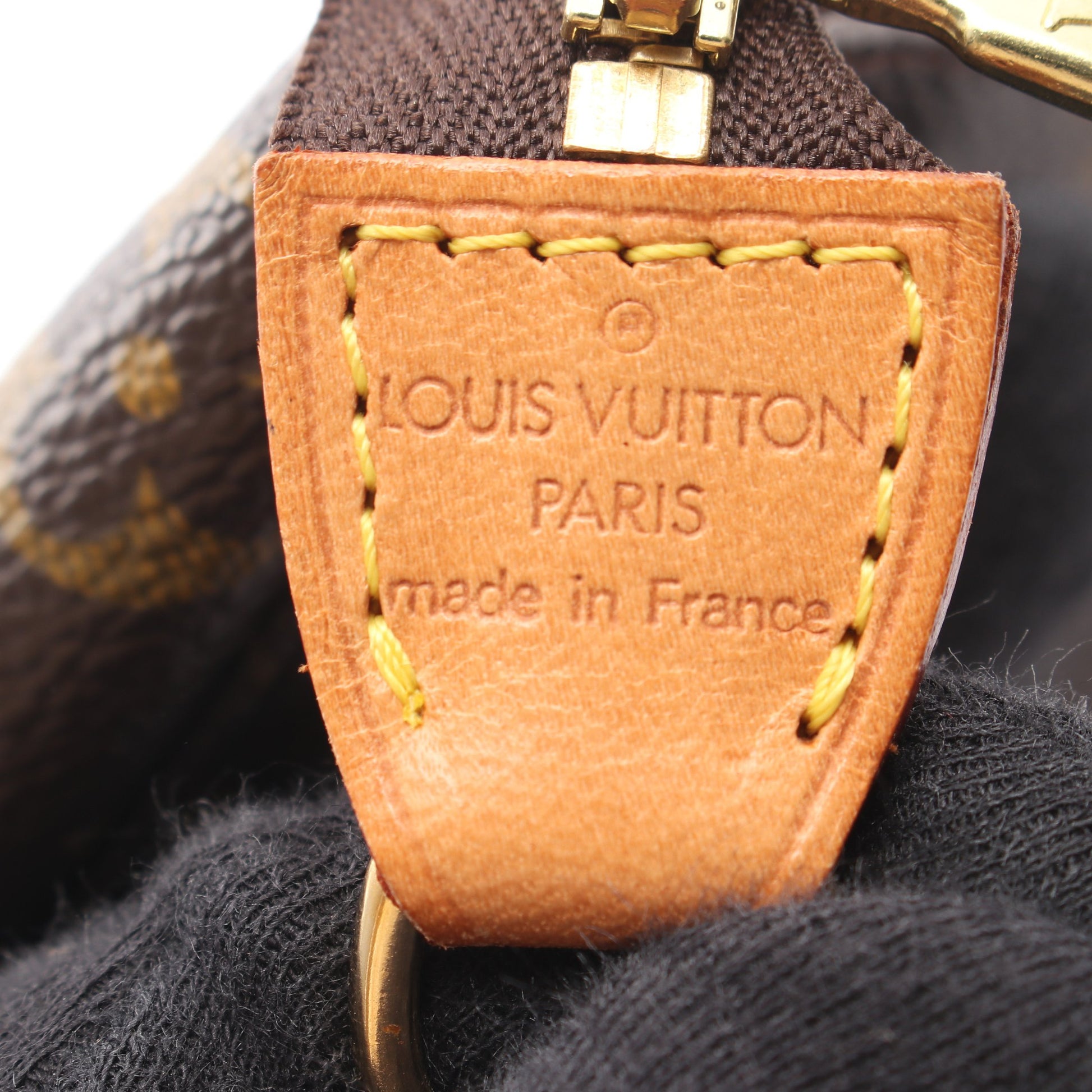 ポシェットアクセソワール モノグラム ハンドバッグ PVC レザー ブラウン ルイヴィトン バッグ LOUIS VUITTON