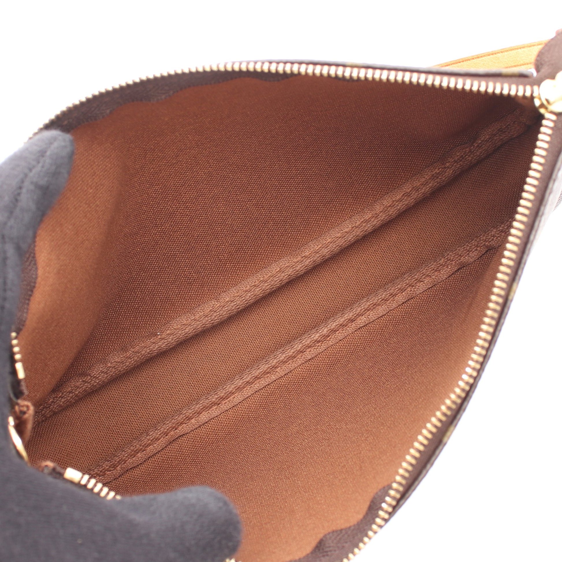 ポシェットアクセソワール モノグラム ハンドバッグ PVC レザー ブラウン ルイヴィトン バッグ LOUIS VUITTON