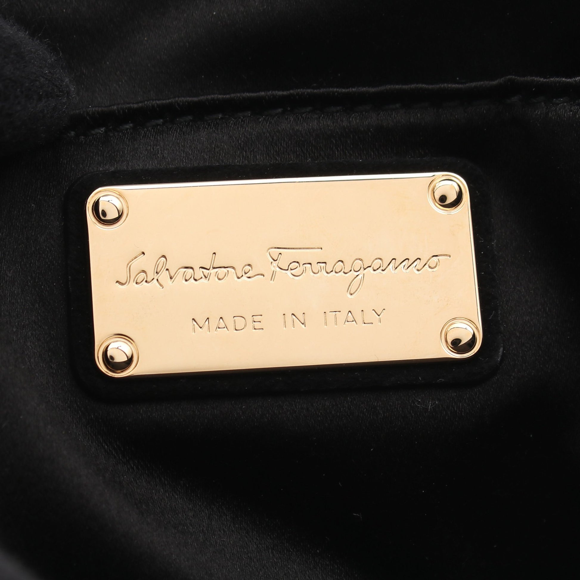 ガンチーニ チェーンショルダーバッグ スエード スパンコール ブラック ゴールド サルヴァトーレフェラガモ バッグ Salvatore Ferragamo