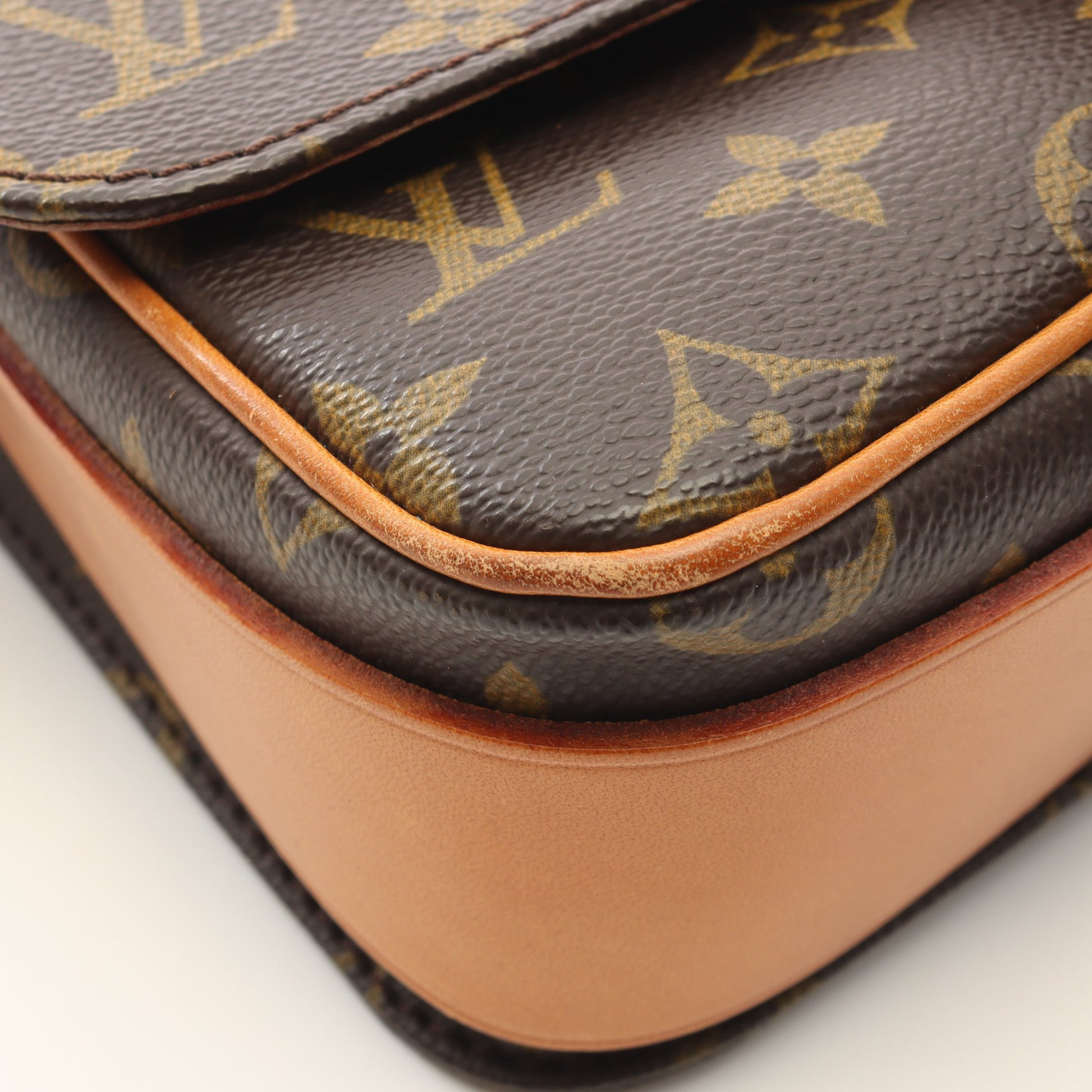 カルトシエールMM モノグラム ショルダーバッグ PVC レザー ブラウン ルイヴィトン バッグ LOUIS VUITTON