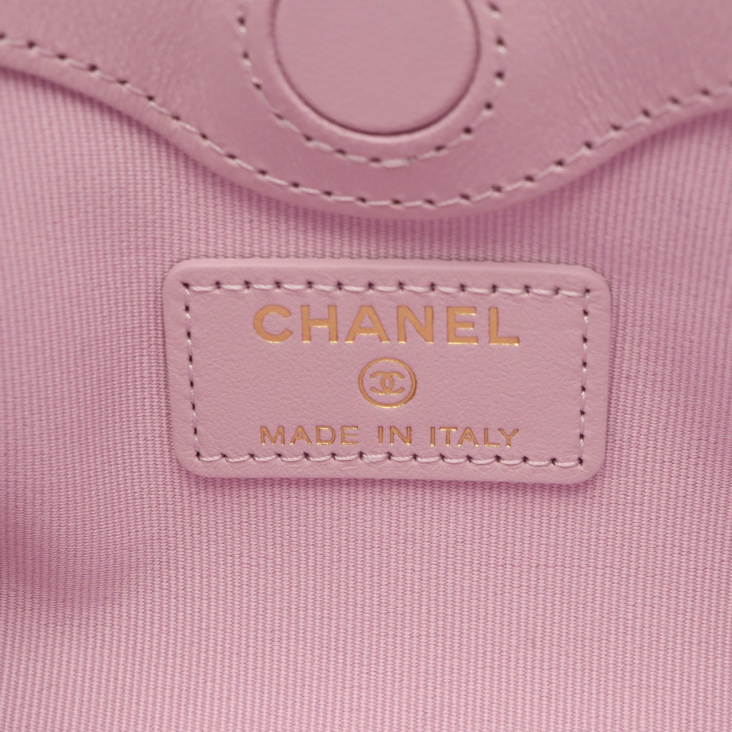 Chanel 31 チェーン クラッチ マトラッセ チェーンショルダーバッグ レザー ライトピンク ゴールド金具 シャネル バッグ CHANEL
