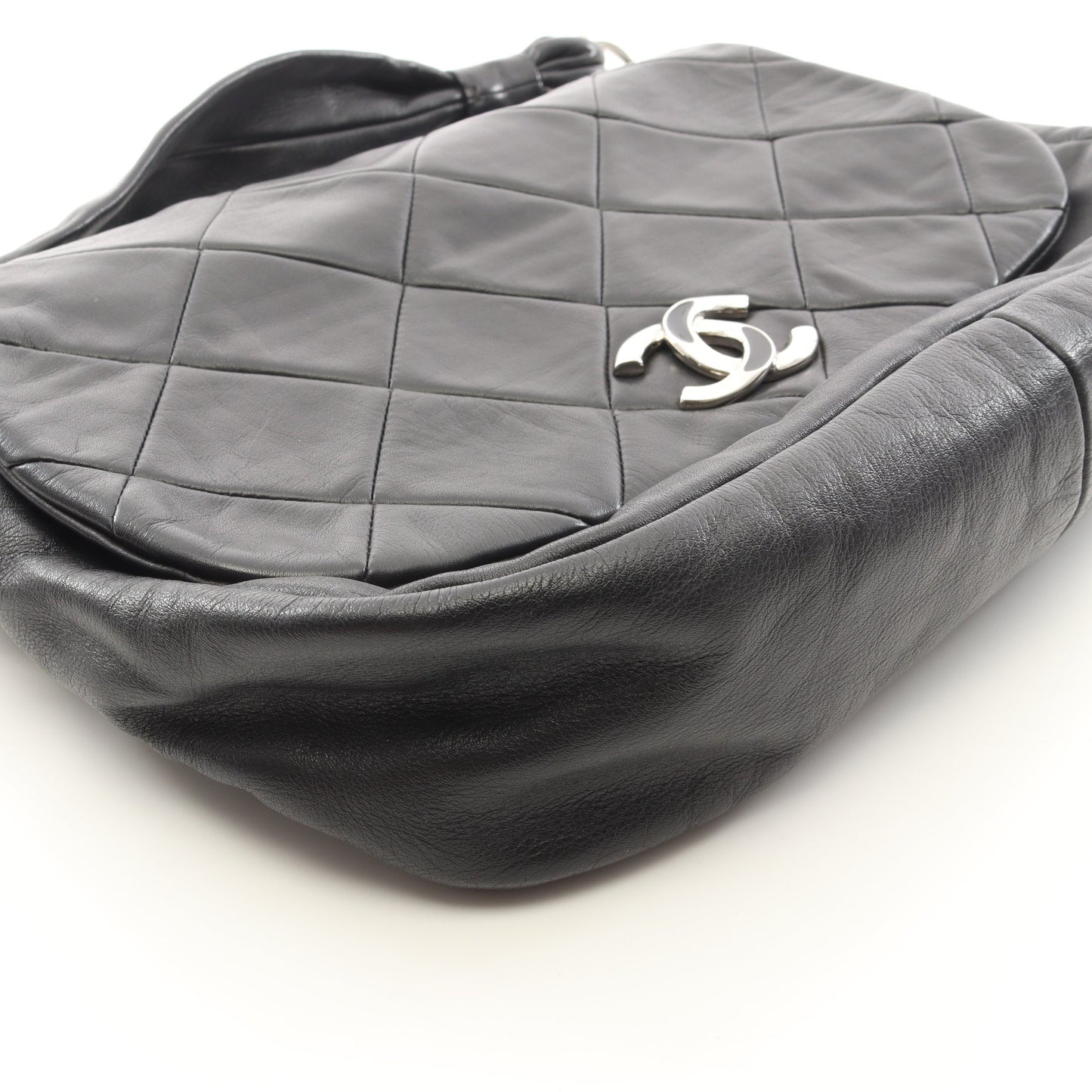 マトラッセ ワンショルダーバッグ ラムスキン ブラック シルバー金具 シャネル バッグ CHANEL