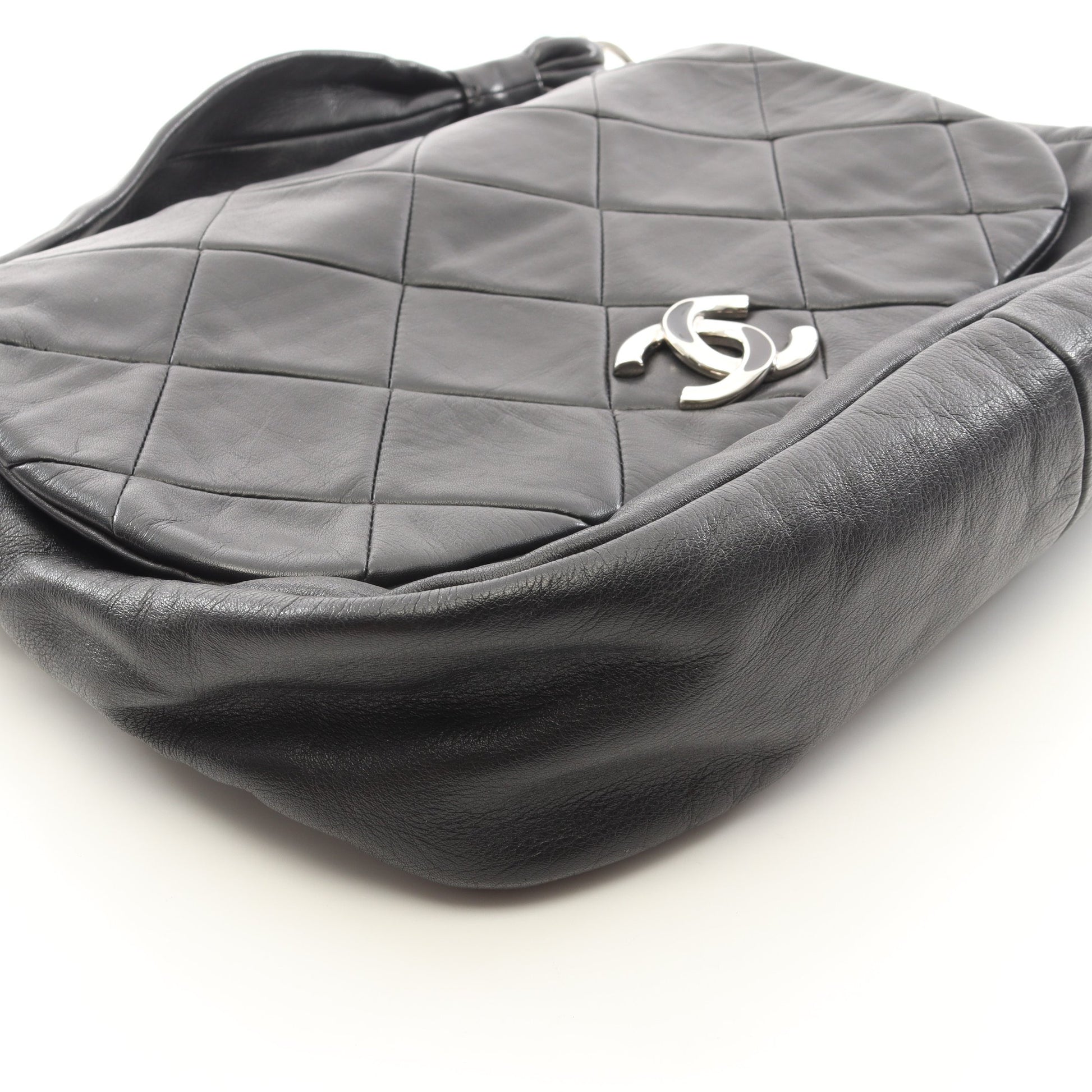 マトラッセ ワンショルダーバッグ ラムスキン ブラック シルバー金具 シャネル バッグ CHANEL