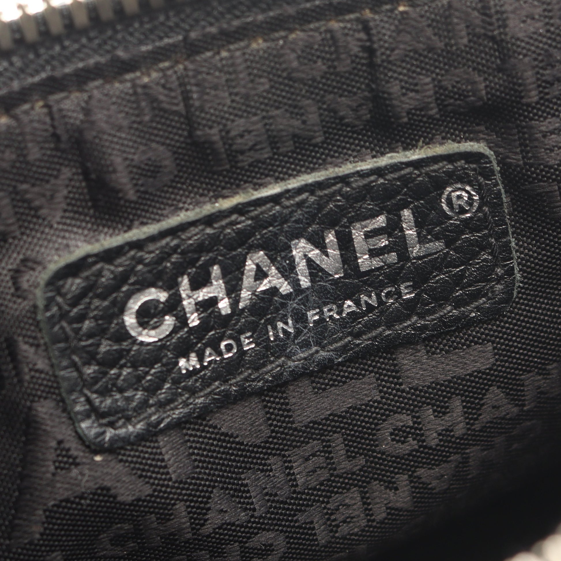 ロゴ フリンジ ショルダーバッグ レザー ブラック シルバー金具 シャネル バッグ CHANEL