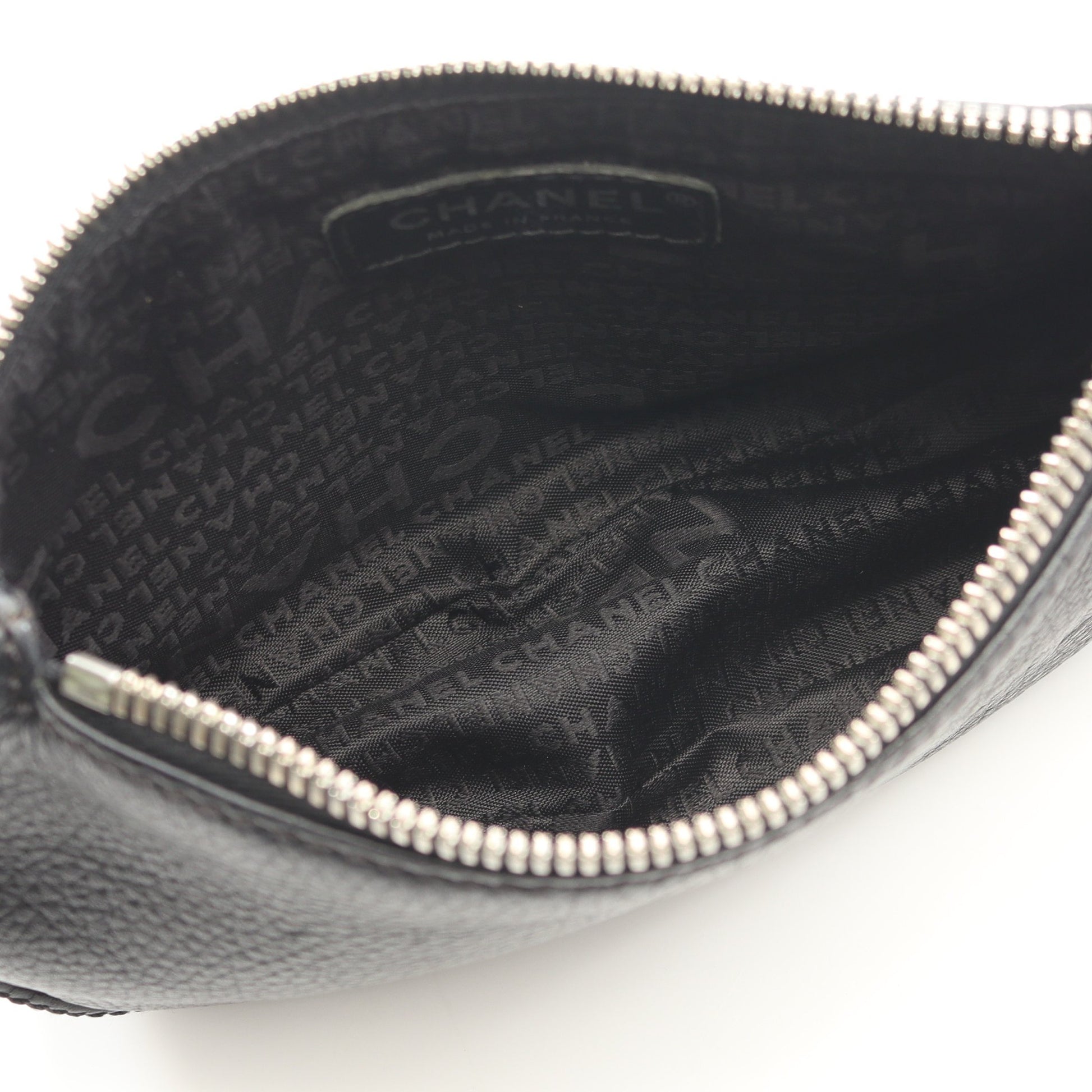 ロゴ フリンジ ショルダーバッグ レザー ブラック シルバー金具 シャネル バッグ CHANEL