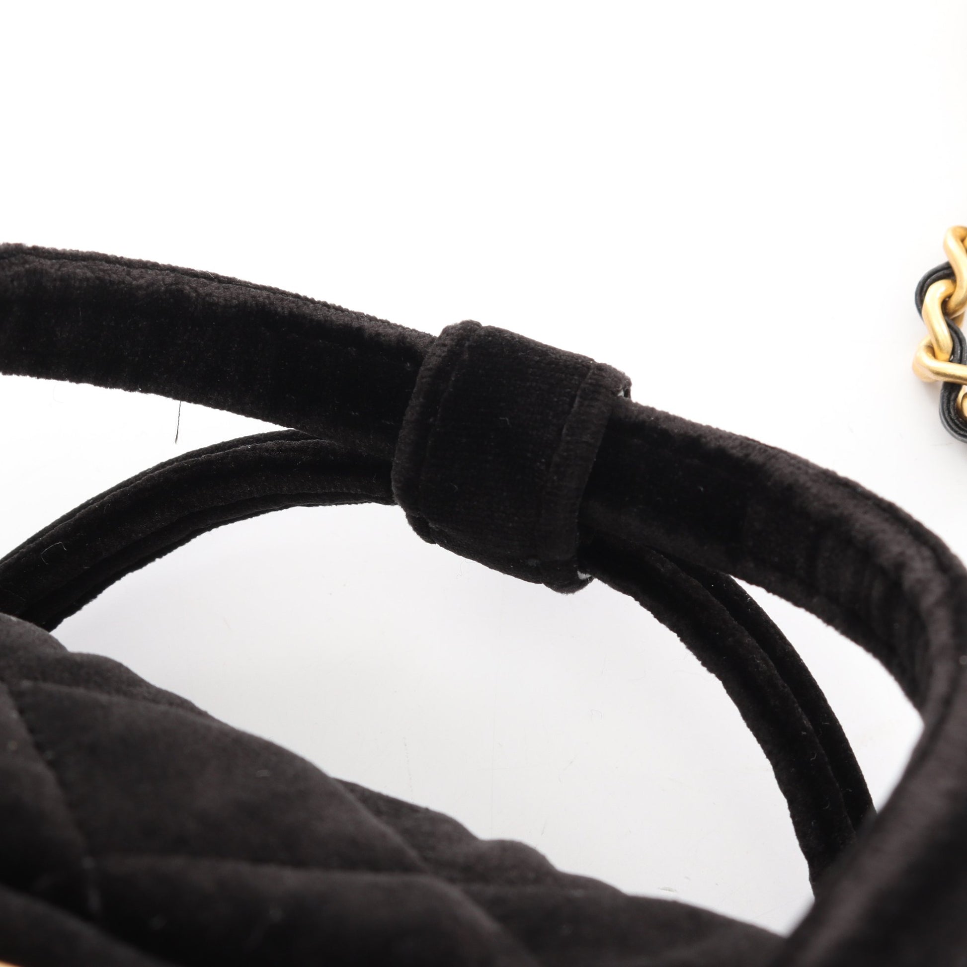 マトラッセ ミニ 2WAY チェーンショルダーバッグ ベロア レザー ブラック ゴールド金具 シャネル バッグ CHANEL