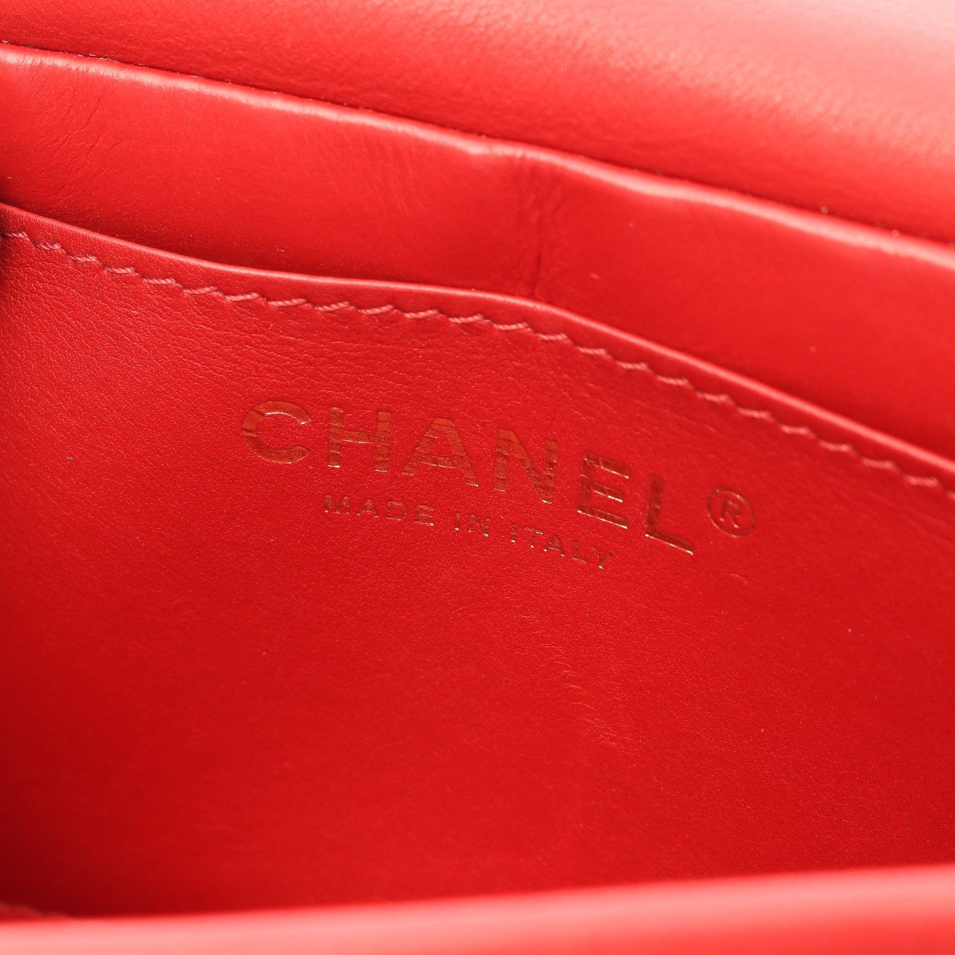 マトラッセ ミニ チェーンショルダーバッグ ラムスキン レッド ゴールド金具 シャネル バッグ CHANEL