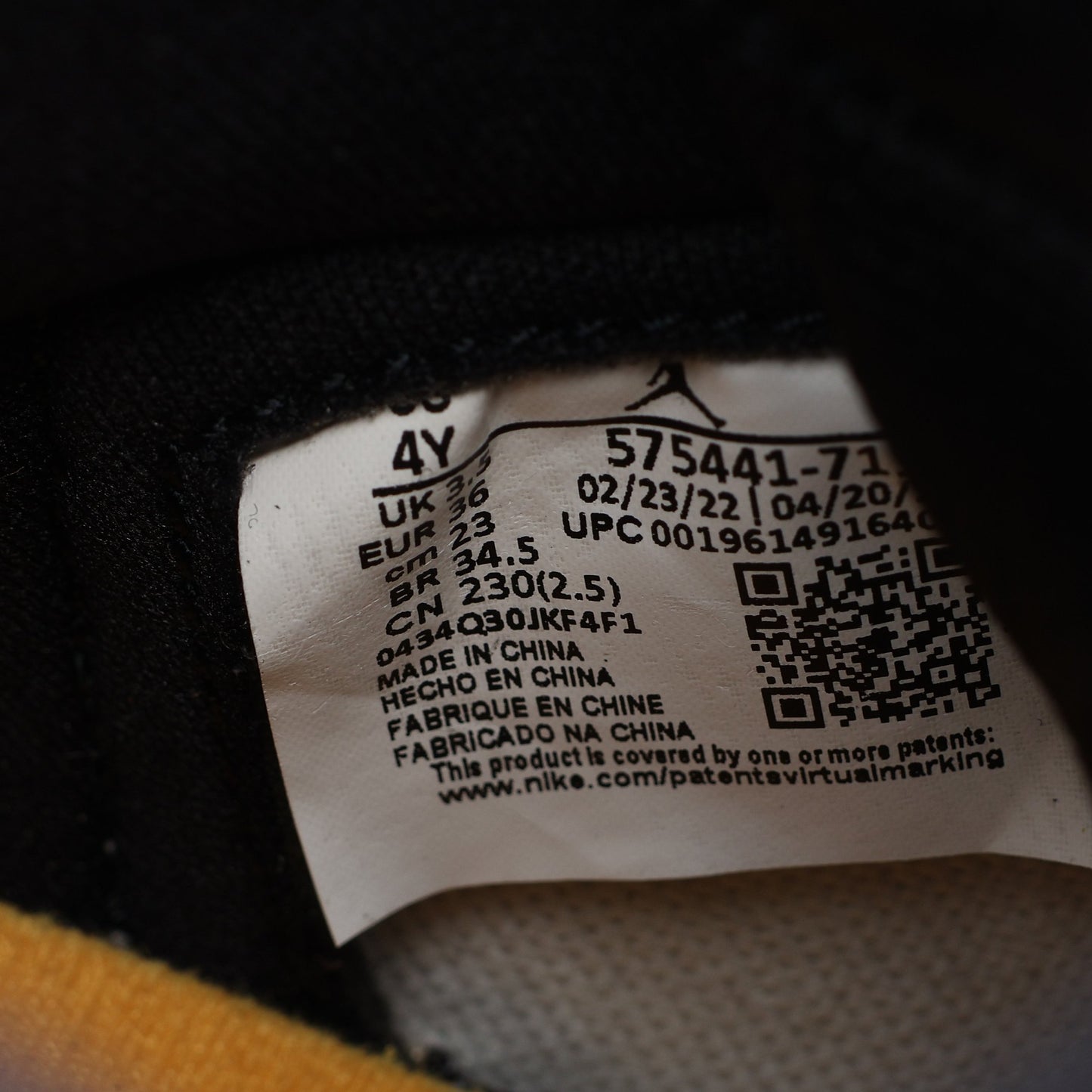 GS Air Jordan 1 Retro High OG キッズ ハイカットスニーカー レザー ファブリック ブラック ホワイト オレンジ ナイキ