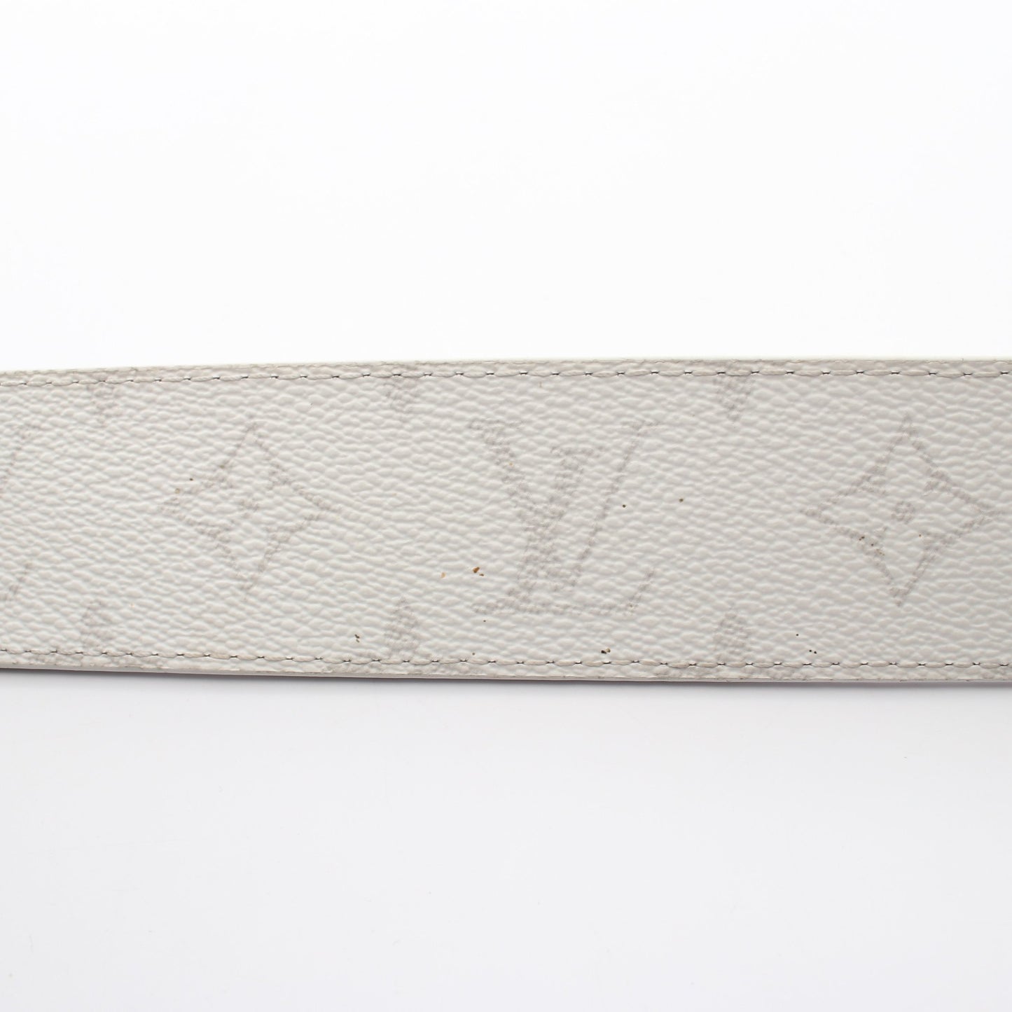 LVイニシャル 40MM リバーシブル モノグラム タイガ シルバー金具 ベルト PVC レザー ホワイト ルイヴィトン