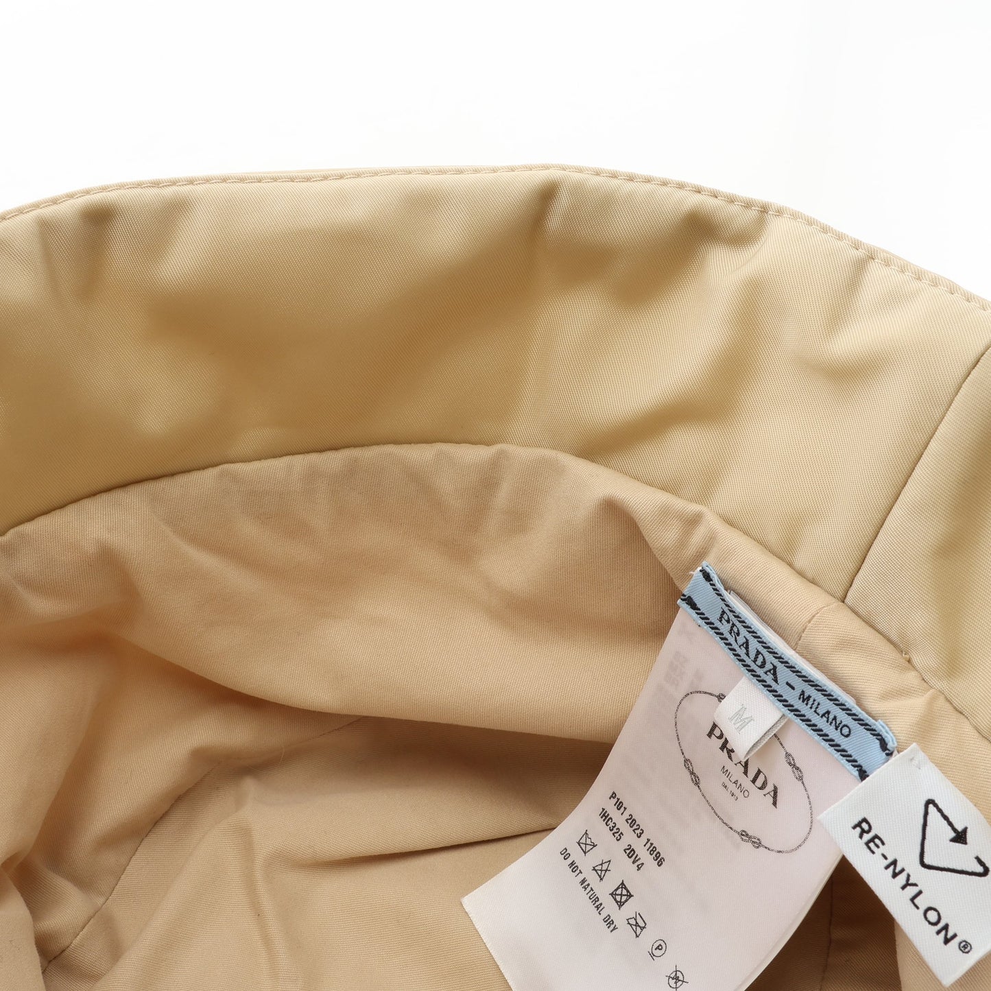 Re-Nylon キルティング バケット ハット ナイロン ライトベージュ プラダ 財布・小物 PRADA