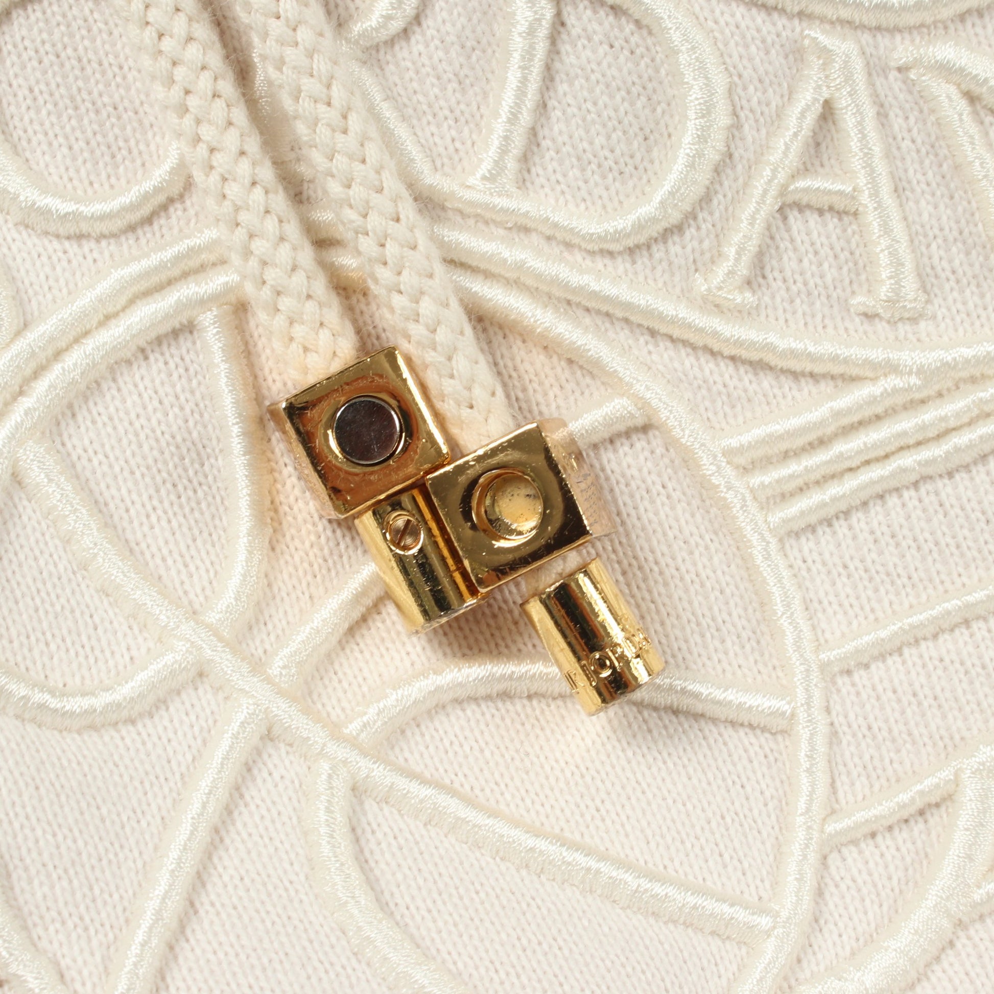 ロゴ刺繍 プルオーバーパーカー コットン ホワイト エアジョーダン トップス AIR JORDAN
