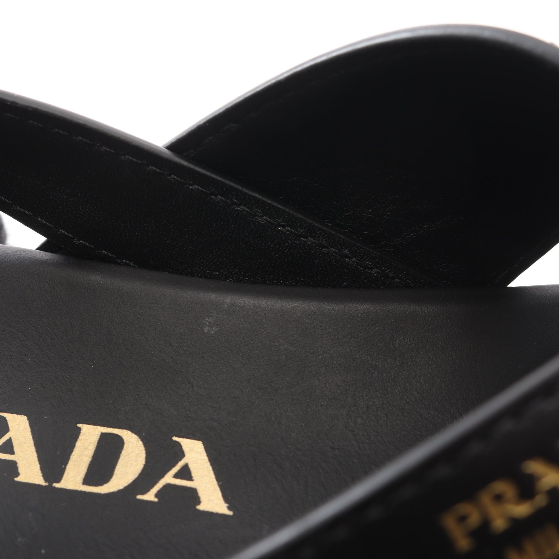 クリスクロス サンダル レザー ブラック プラダ シューズ PRADA