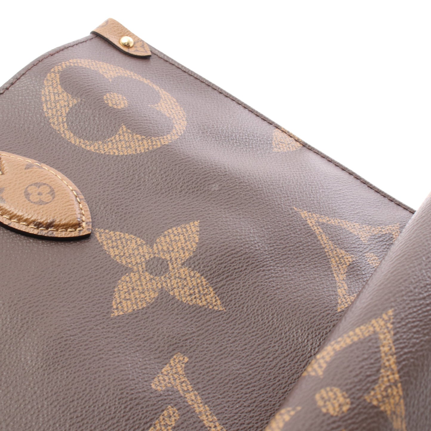 オンザゴーGM モノグラムジャイアント リバース ショルダーバッグ トートバッグ PVC ブラウン ベージュ ルイヴィトン バッグ LOUIS VUITTON