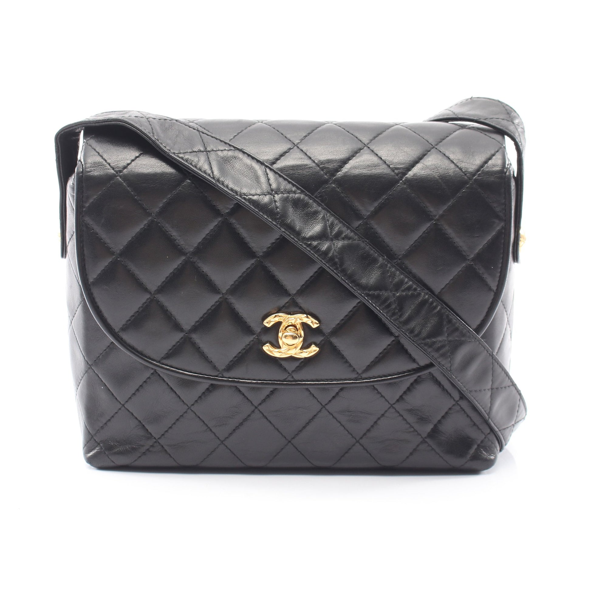 マトラッセ ショルダーバッグ ラムスキン ブラック ゴールド金具 シャネル バッグ CHANEL