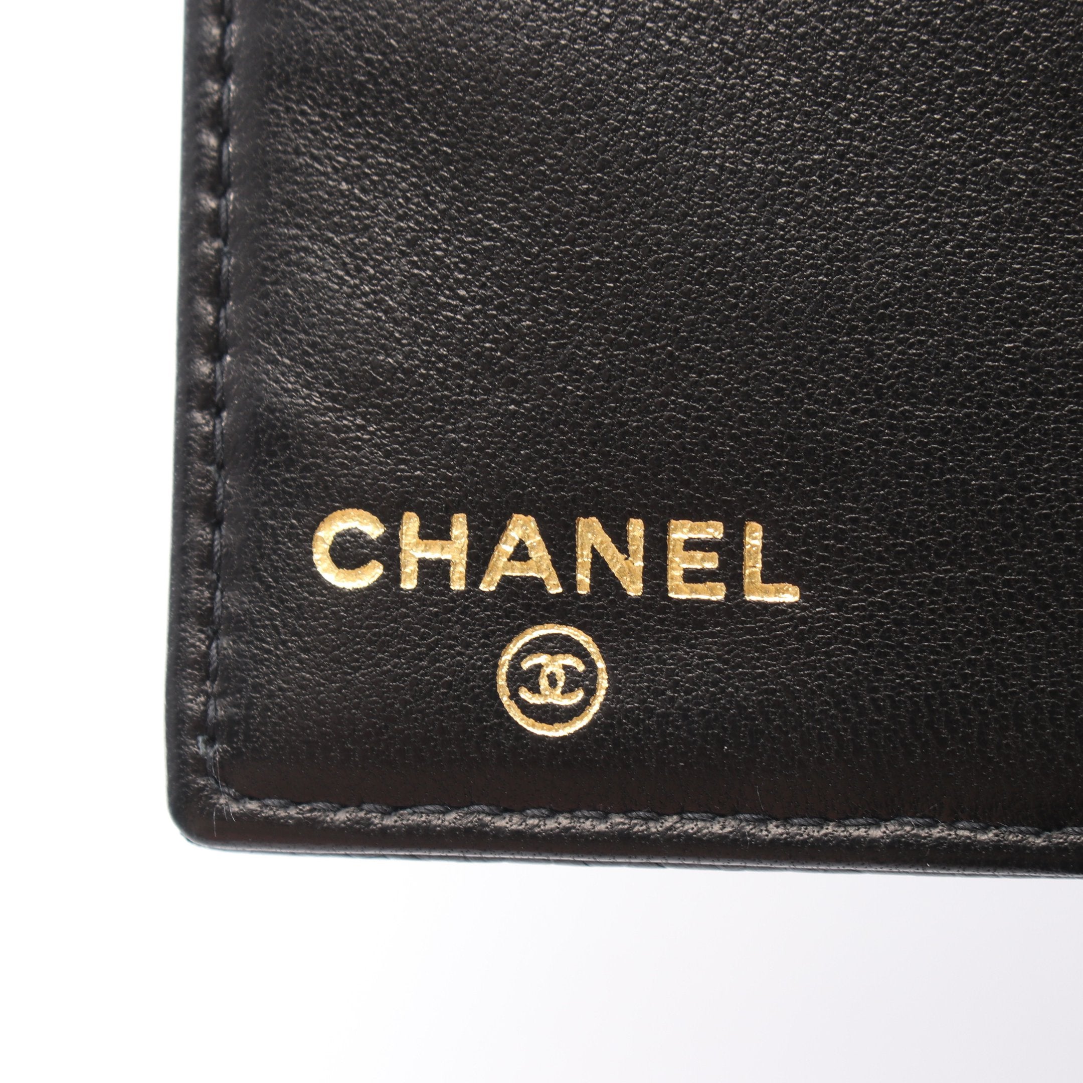 【美品】シャネル 二つ折り財布 がま口 ココマーク キャビアスキン ゴールド金具 ココマーク がま口 二つ折り長財布 キャビアスキン ブラック ゴールド