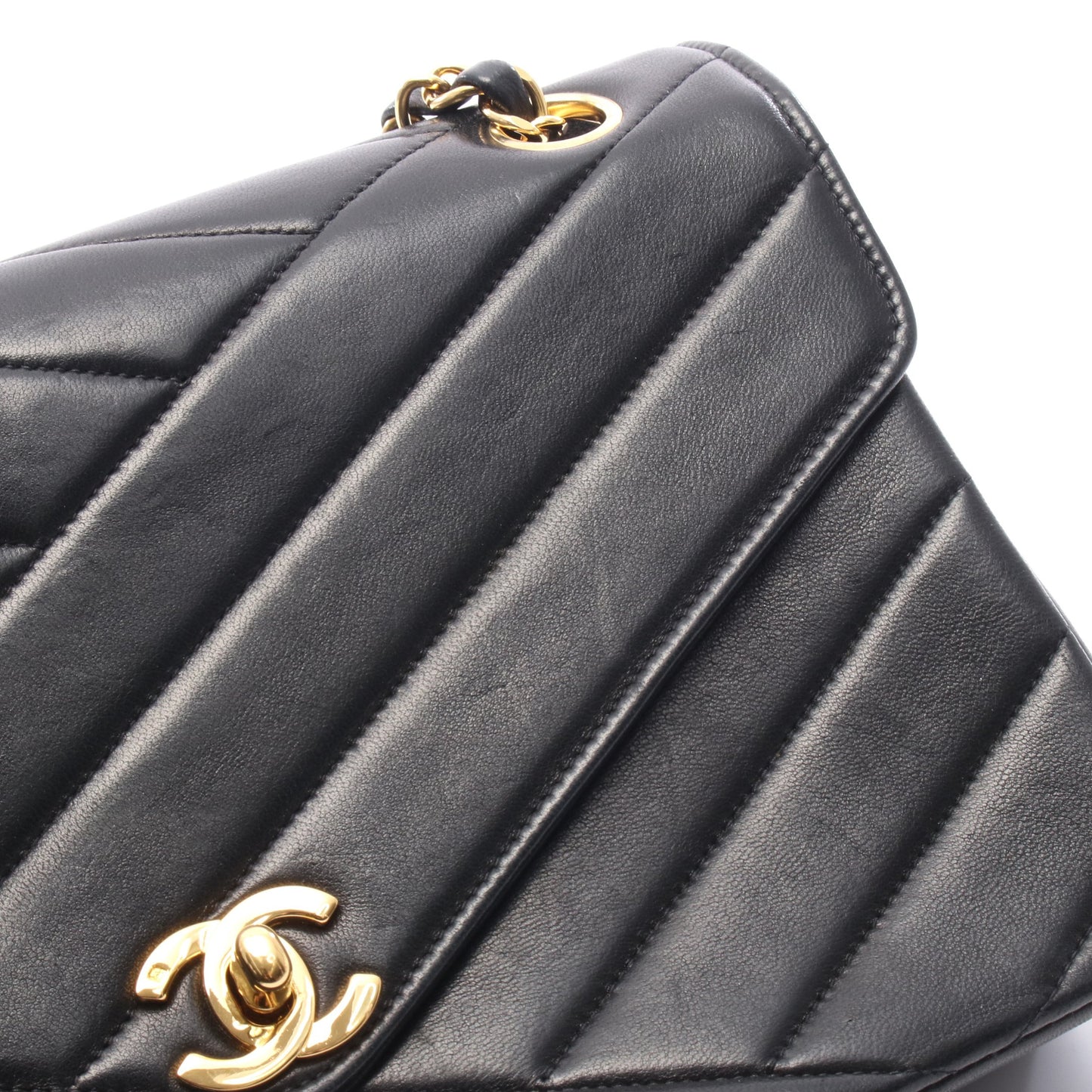 バイアスステッチ チェーンショルダーバッグ ラムスキン ブラック ゴールド金具 シャネル バッグ CHANEL