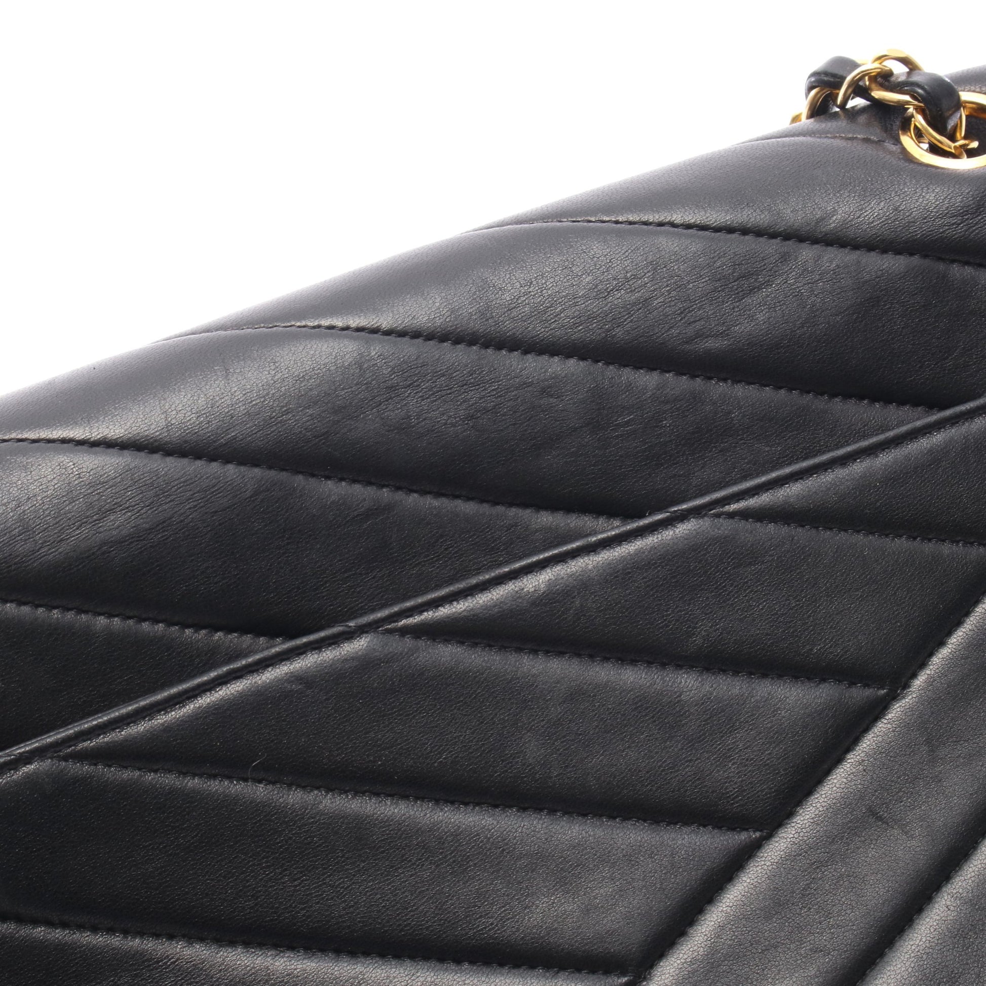 バイアスステッチ チェーンショルダーバッグ ラムスキン ブラック ゴールド金具 シャネル バッグ CHANEL