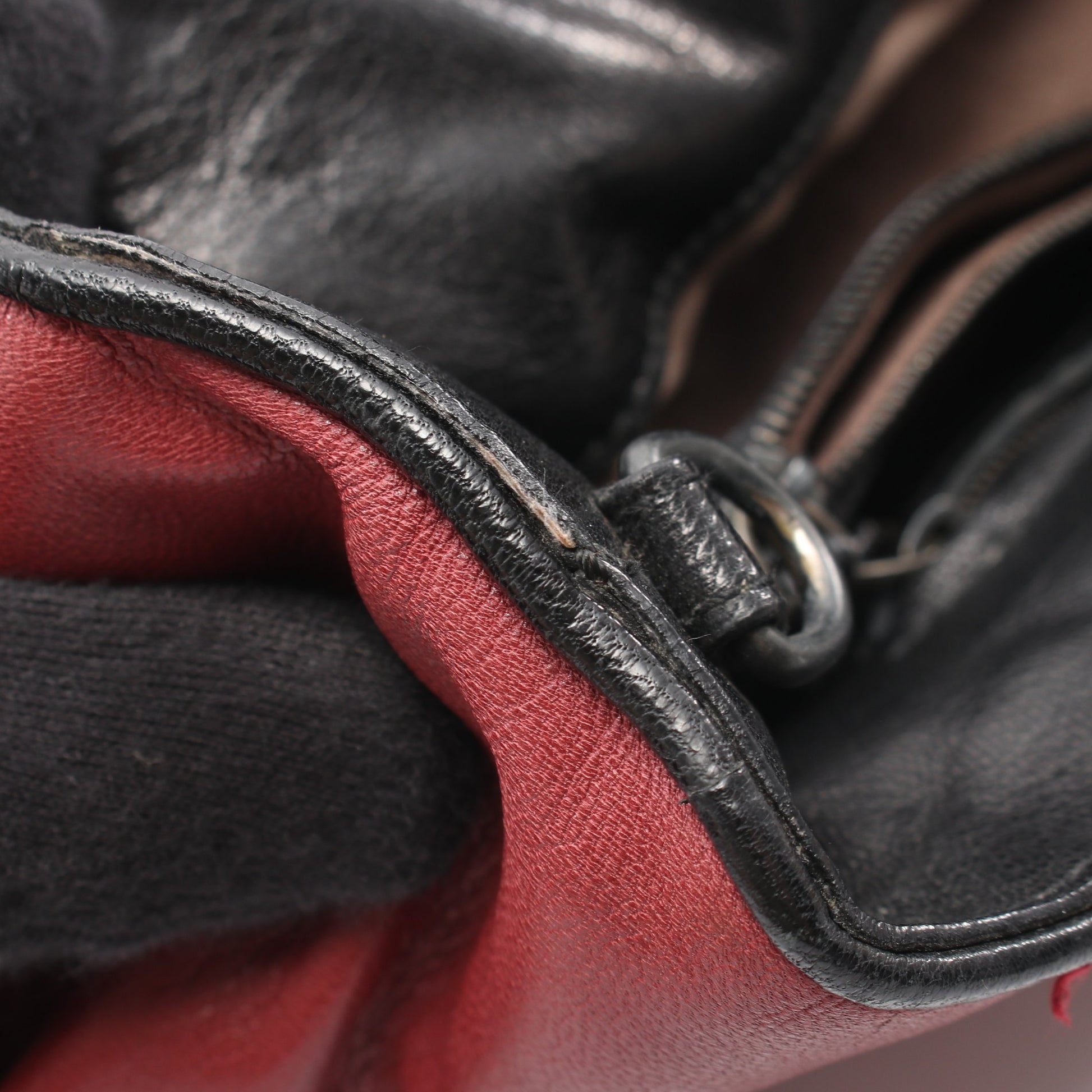イントレチャート 2WAY ハンドバッグ レザー ボルドー ブラック ボッテガヴェネタ バッグ BOTTEGA VENETA