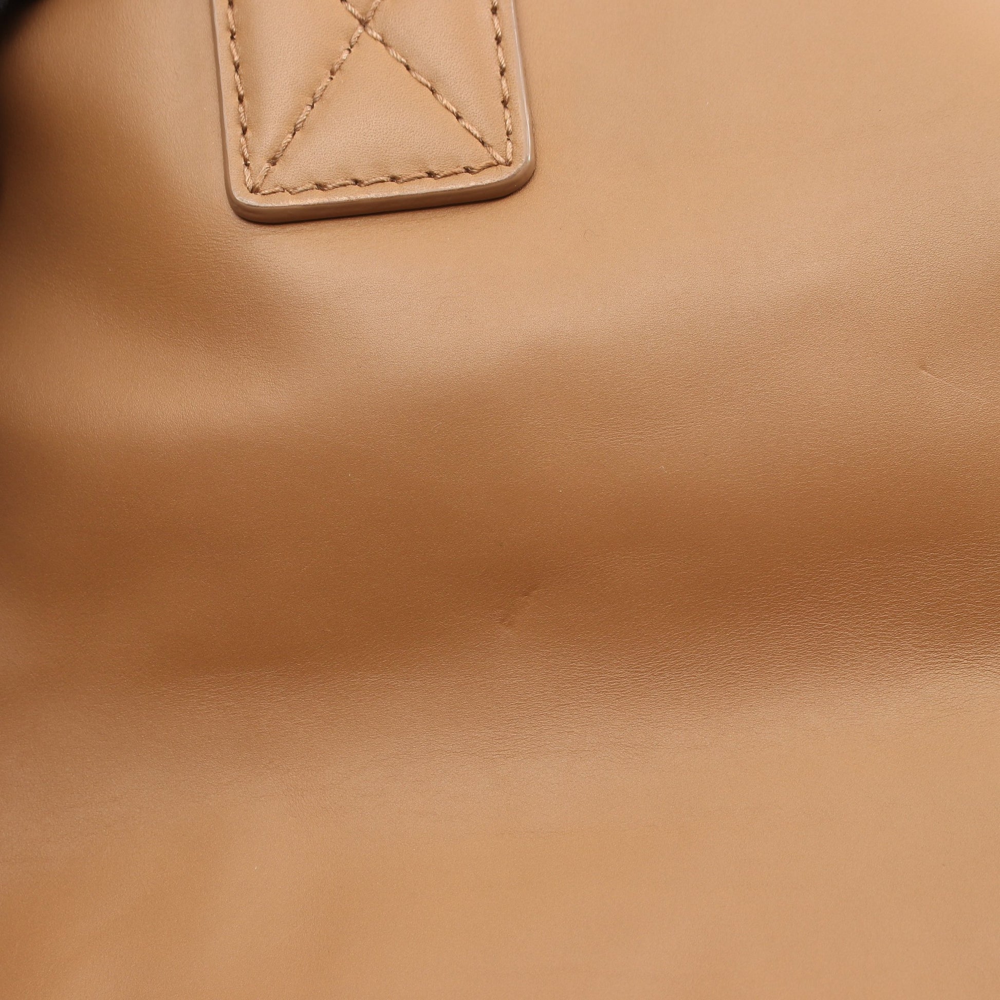 ハンドバッグ トートバッグ レザー グレーベージュ ボッテガヴェネタ バッグ BOTTEGA VENETA