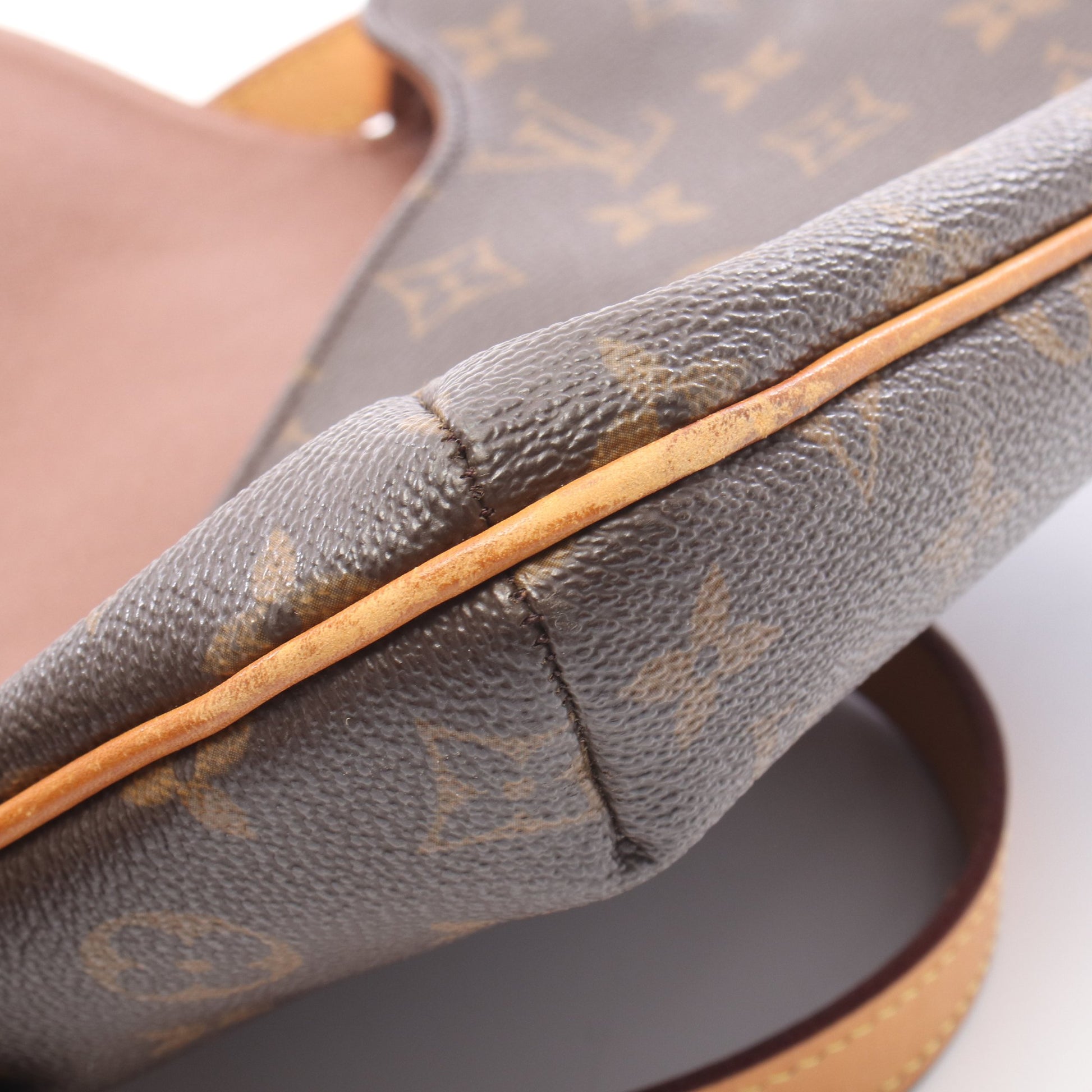 ミュゼットタンゴ ロングストラップ モノグラム ショルダーバッグ PVC レザー ブラウン ルイヴィトン バッグ LOUIS VUITTON