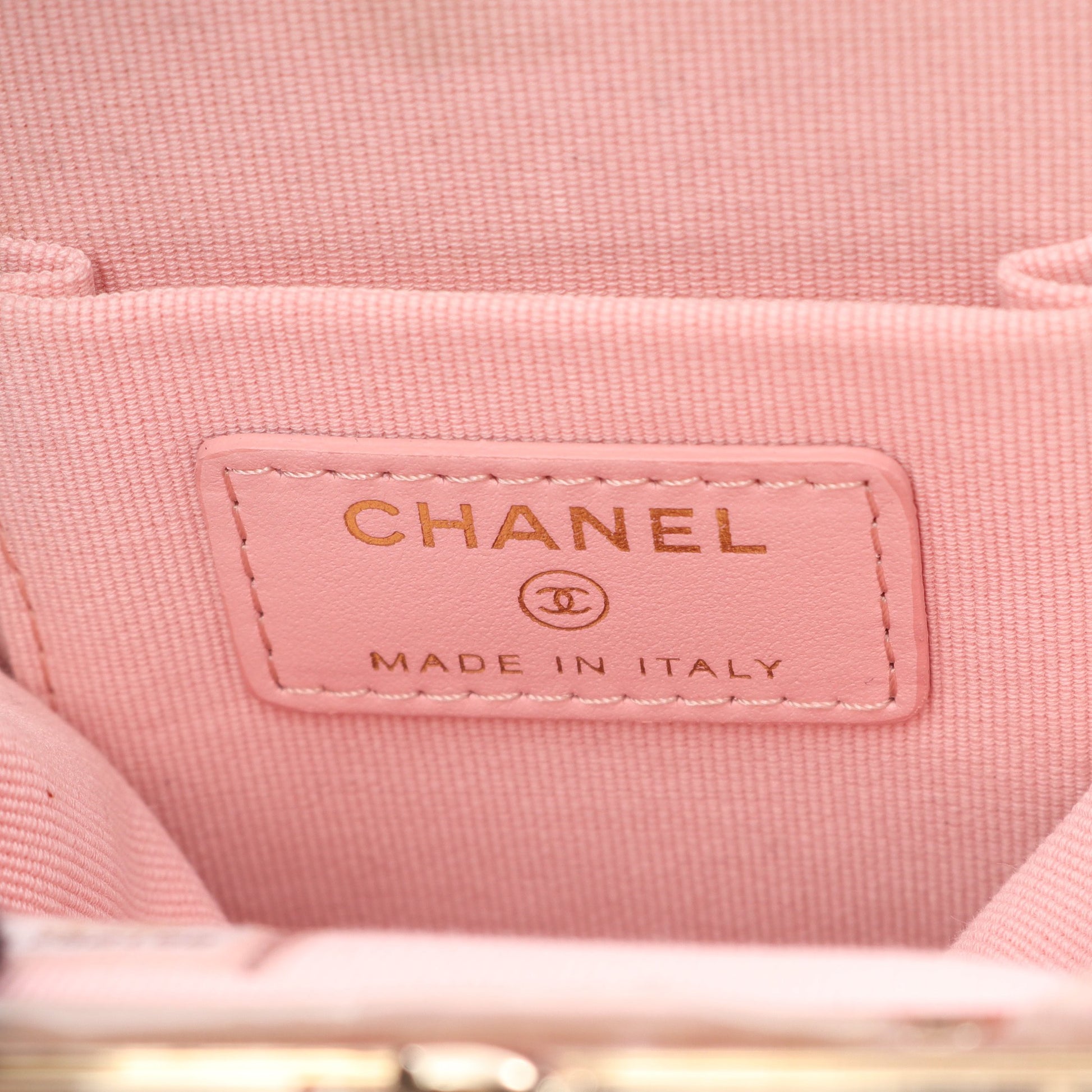 マトラッセ チェーンショルダーバッグ レザー ブラック ゴールド金具 シャネル バッグ CHANEL